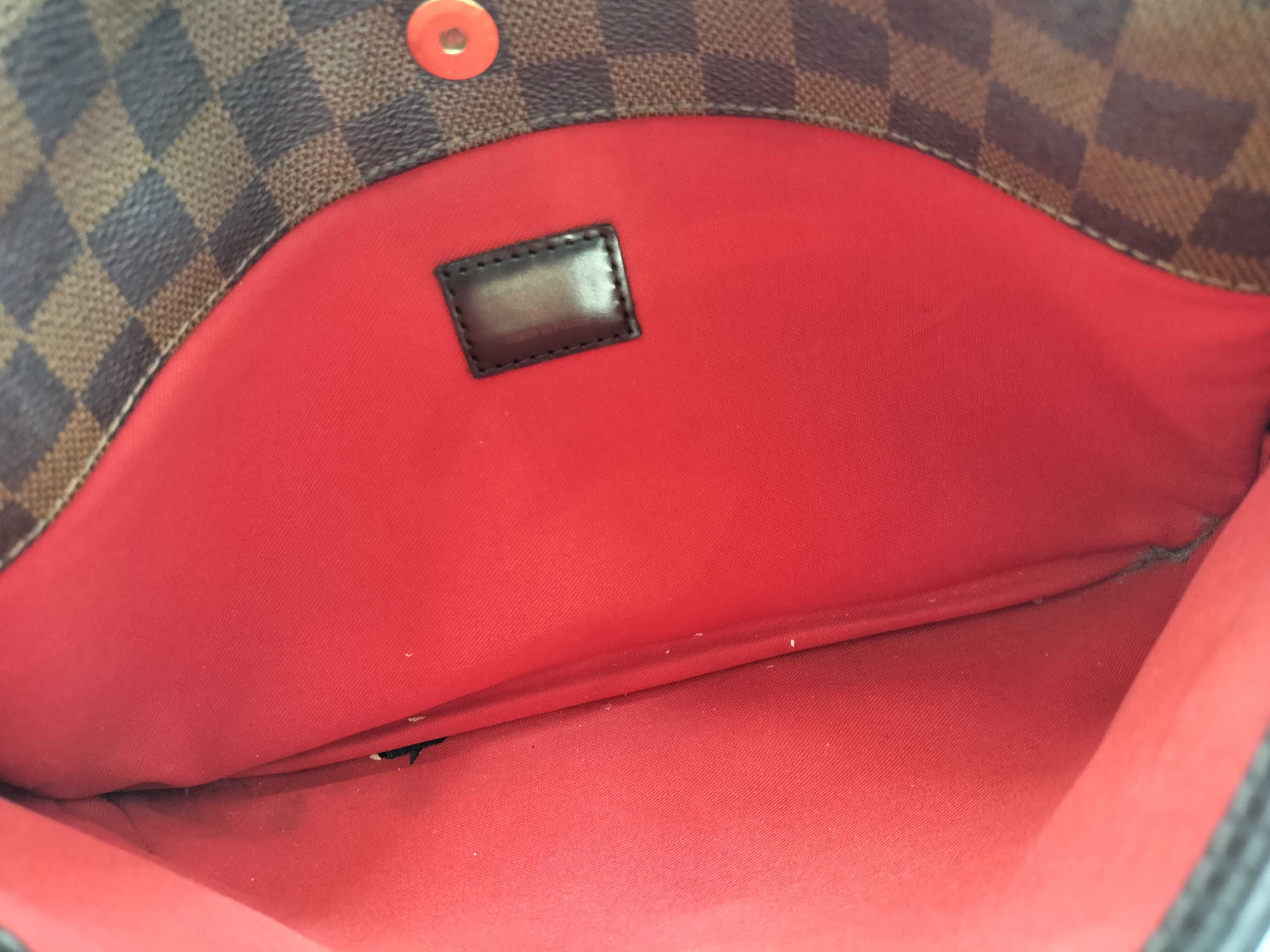 Damier Bloomsbury PM Shoulder Bag — view 15