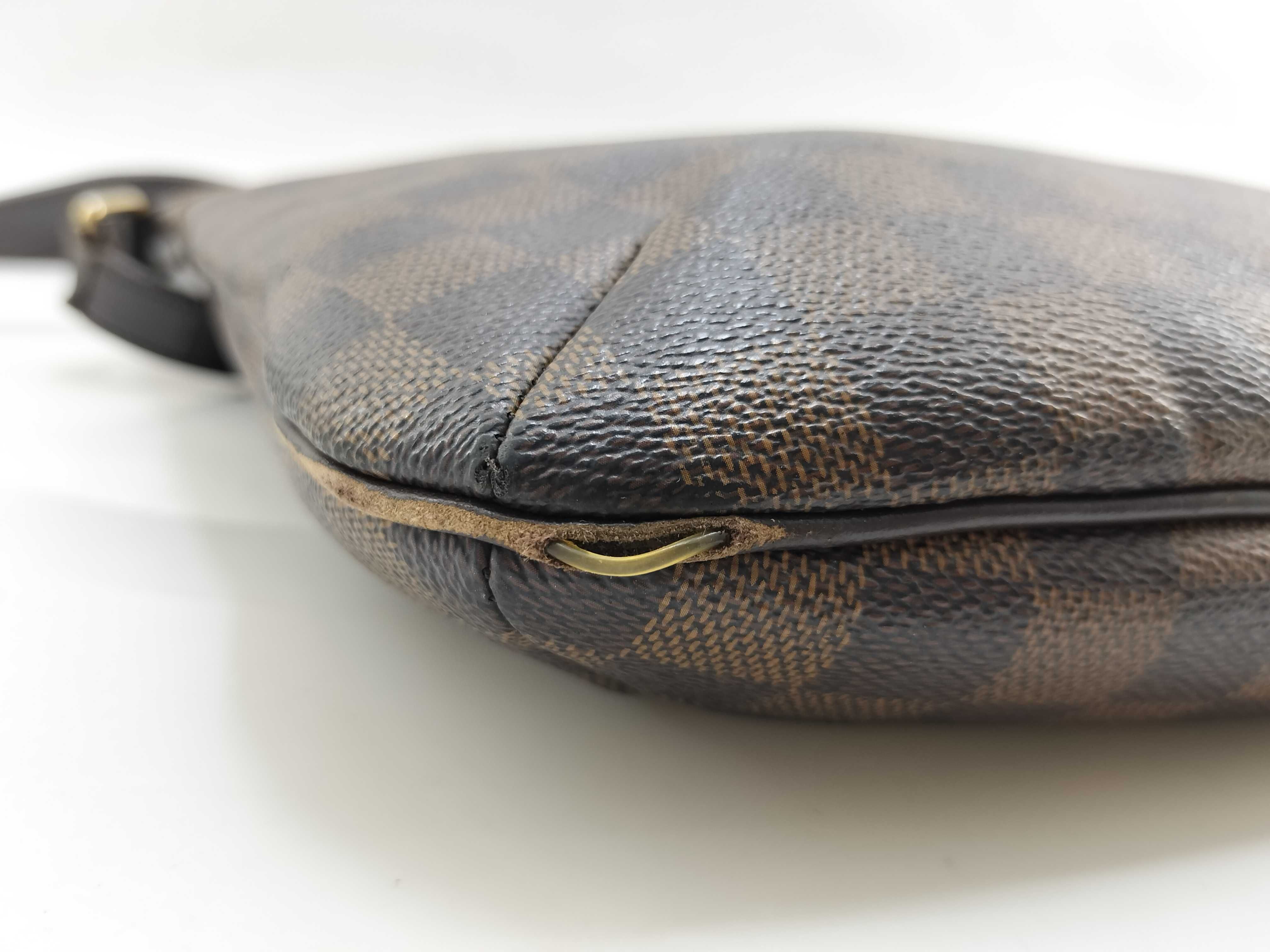 Damier Bloomsbury PM Shoulder Bag — view 4