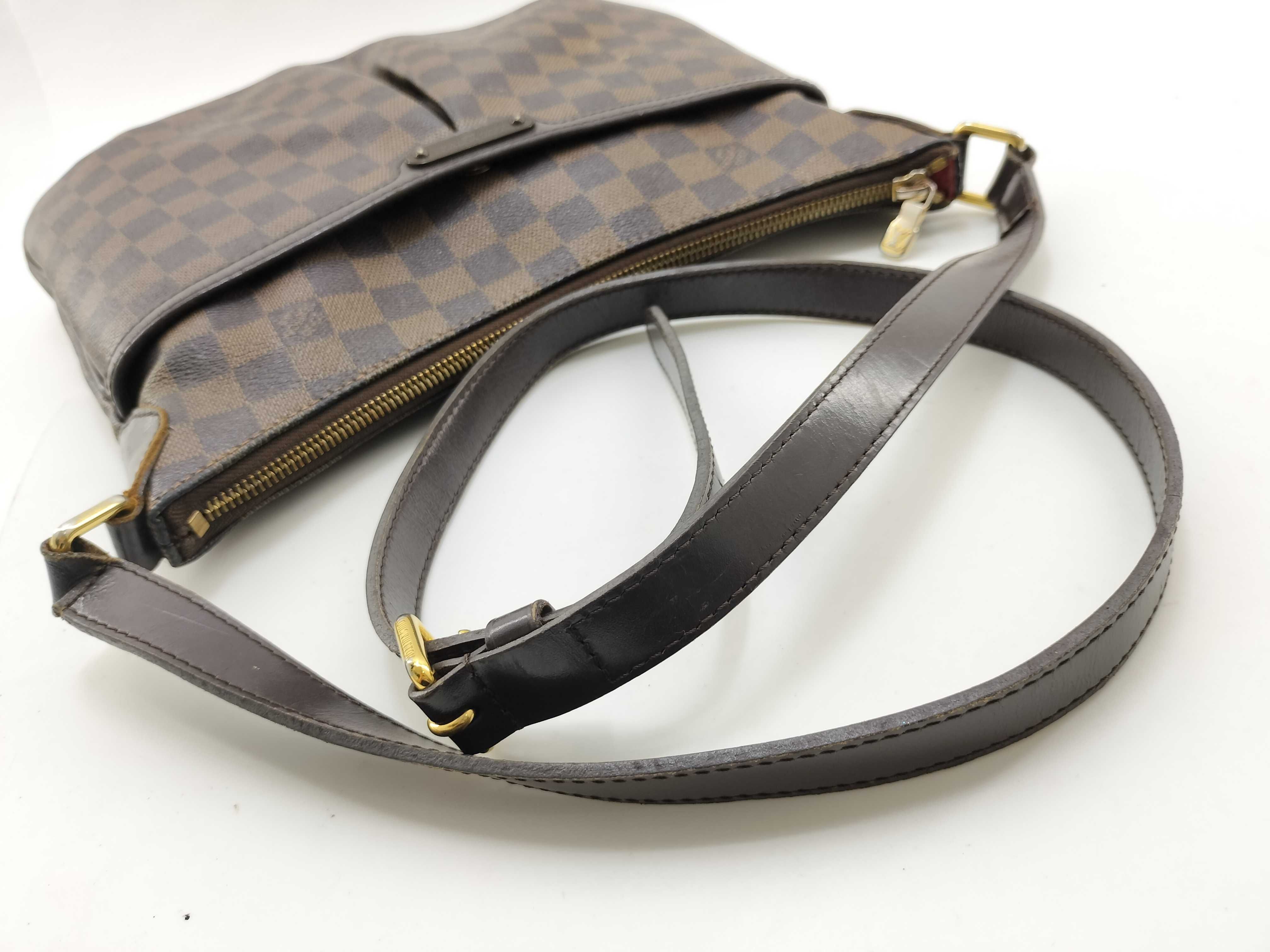 Damier Bloomsbury PM Shoulder Bag — view 8