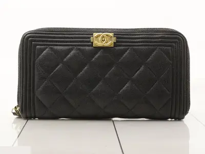 Caviar leather (bag) and long wallet, Boy Chanel, black