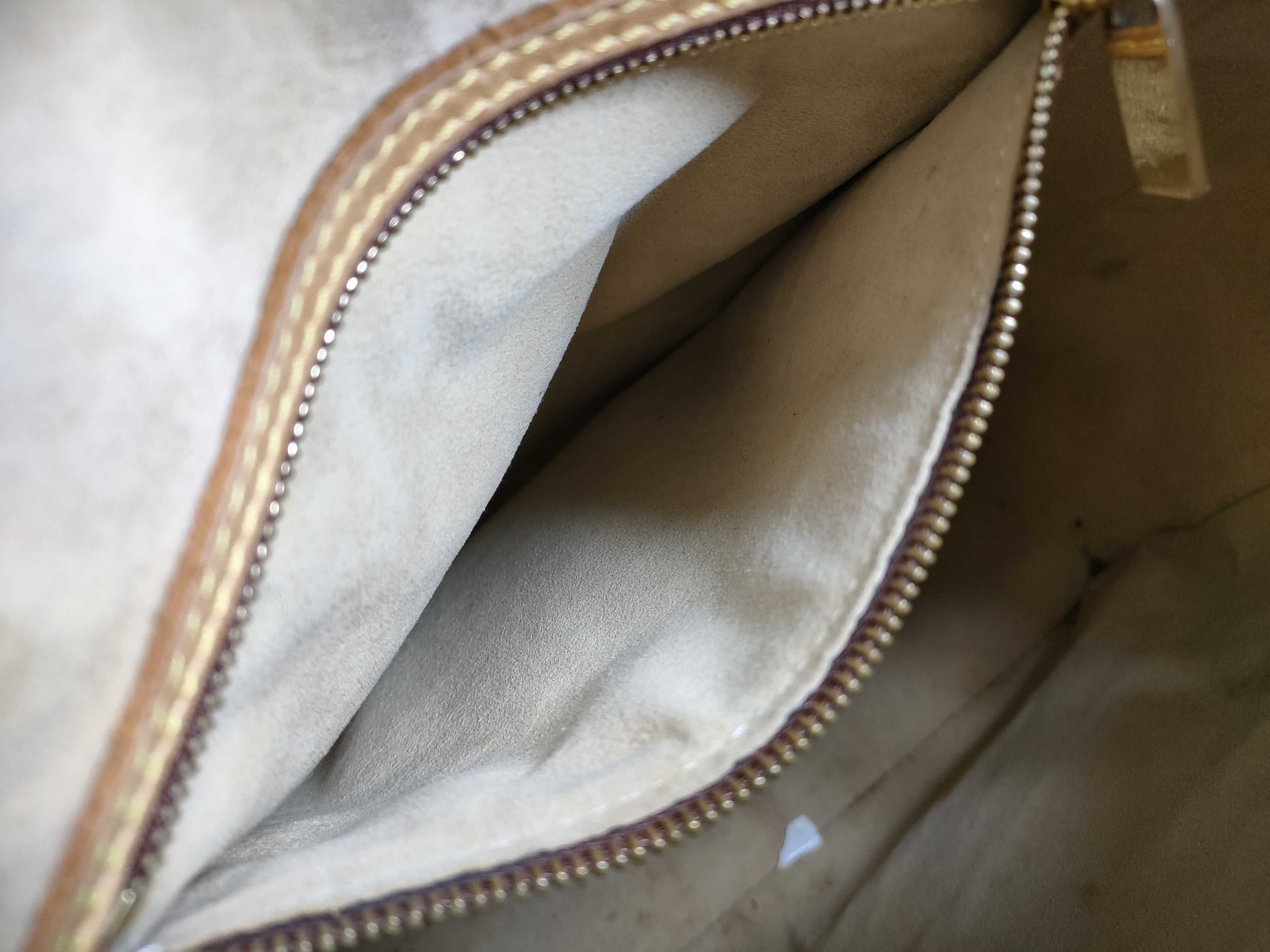 Monogram Louis Vuitton Looping Shoulder Bag — view 9