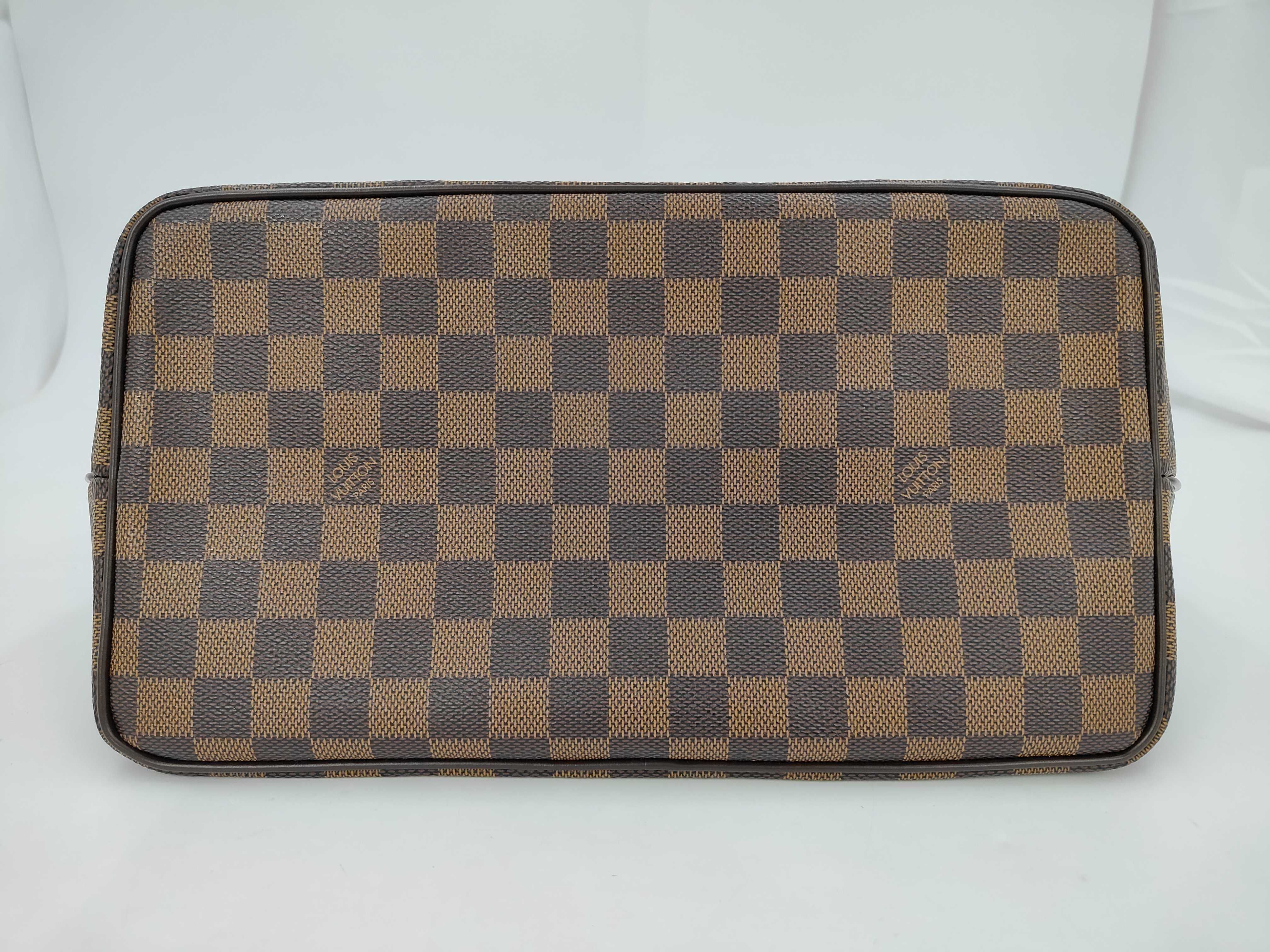 Damier — view 7