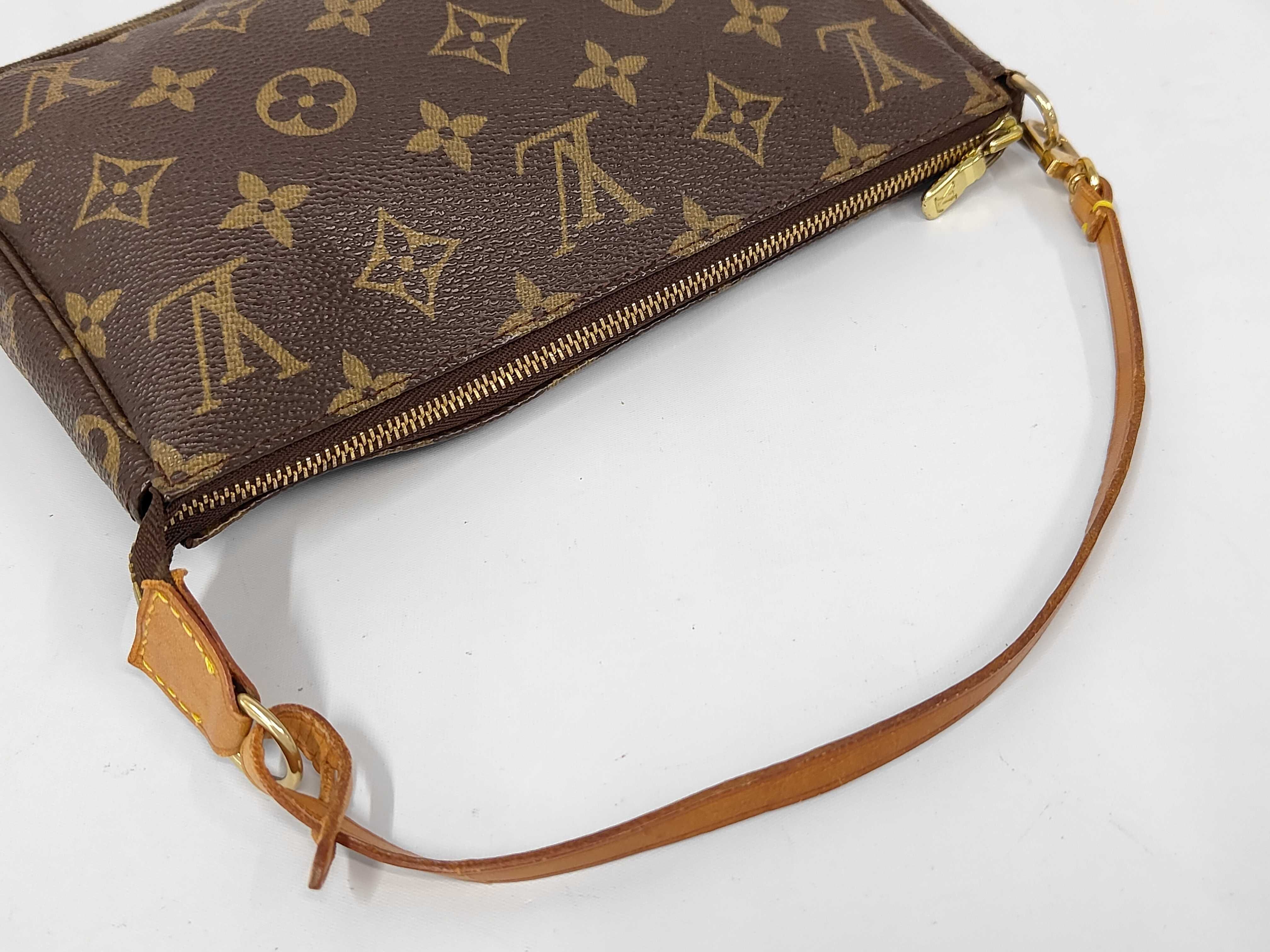 Monogram Accessoires VI0050 Handbag — view 3