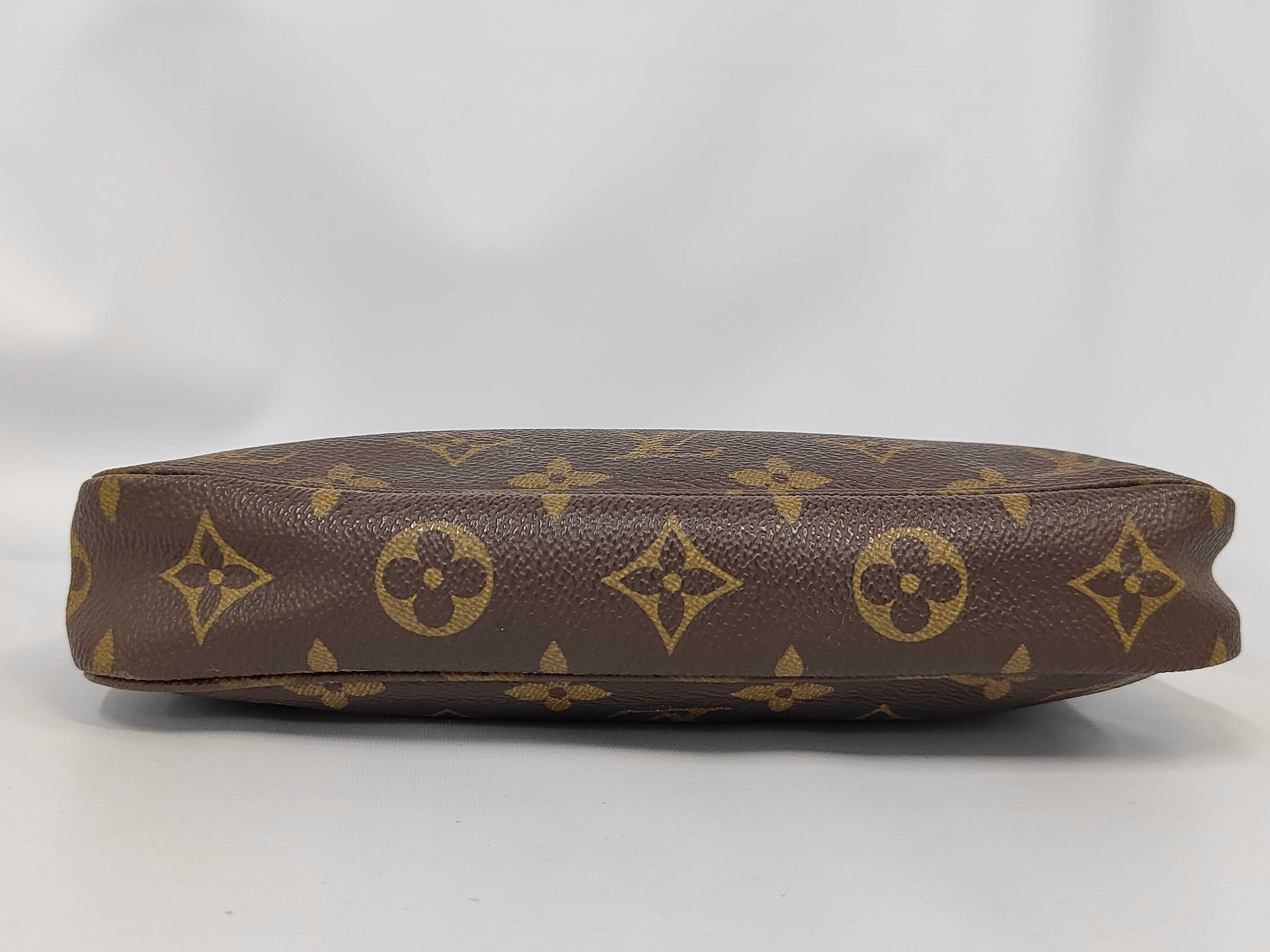 Monogram Accessoires VI0050 Handbag — view 8