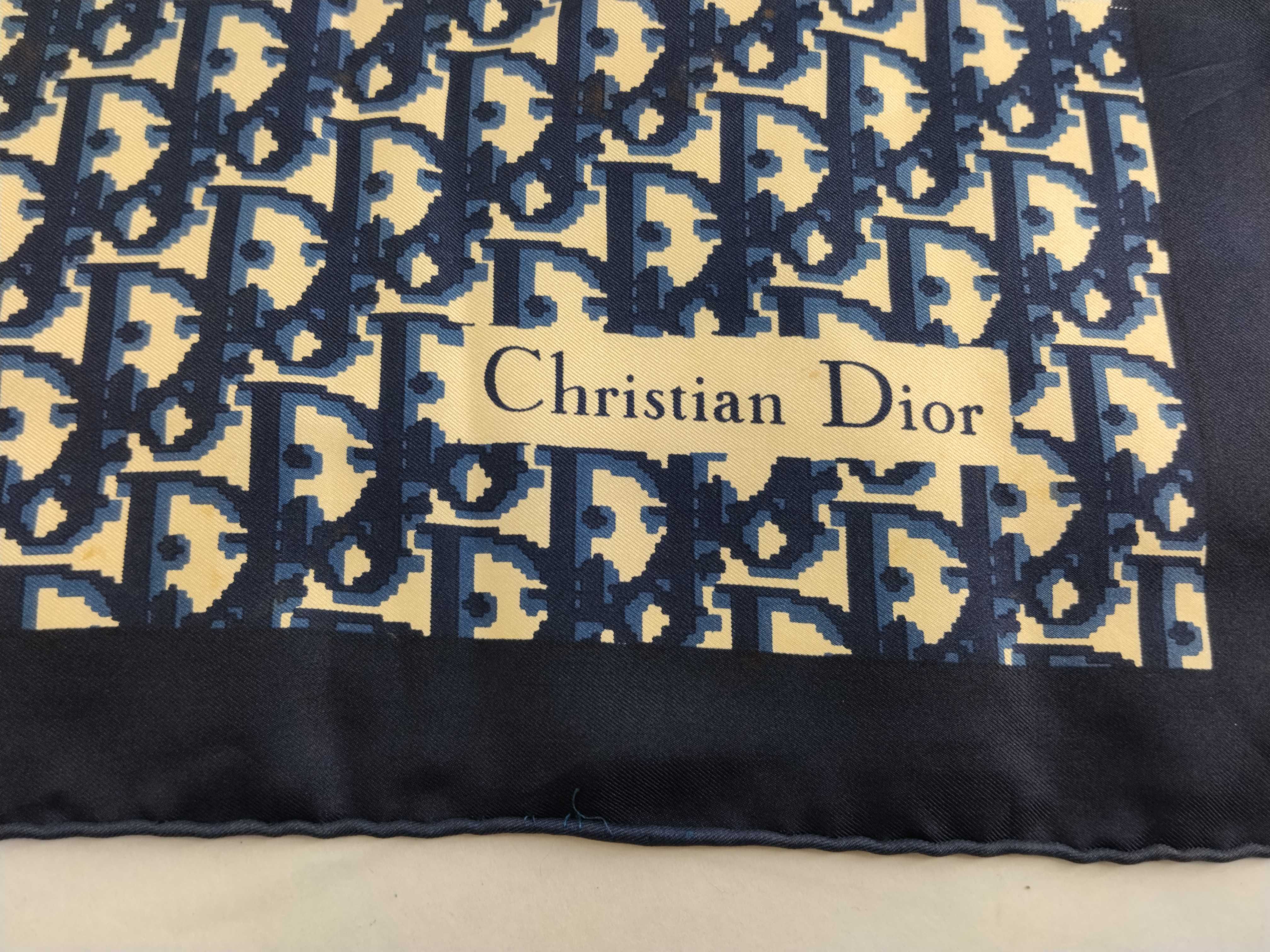 Christian / Scarf / Silk Other Accessories — view 3