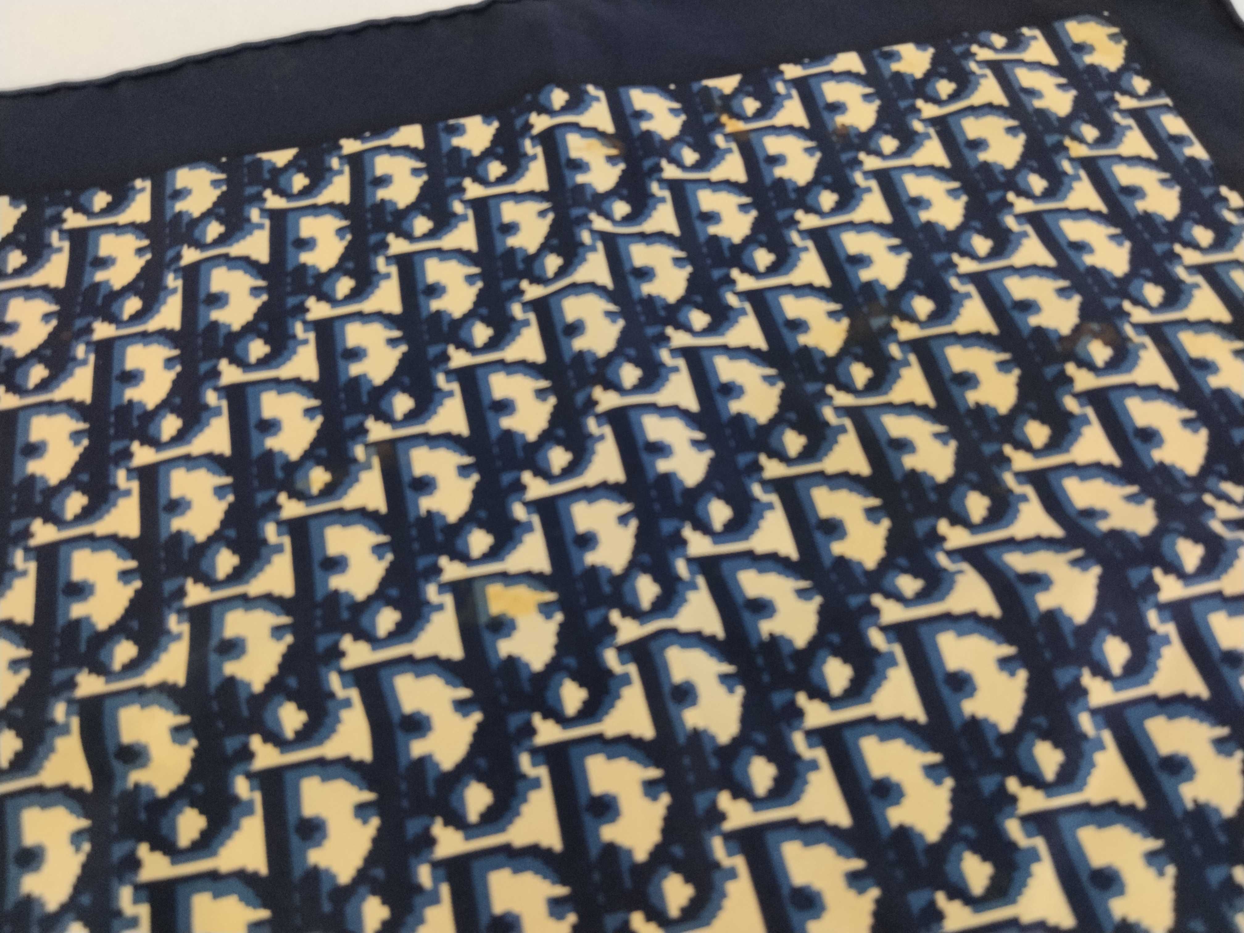 Christian / Scarf / Silk Other Accessories — view 7