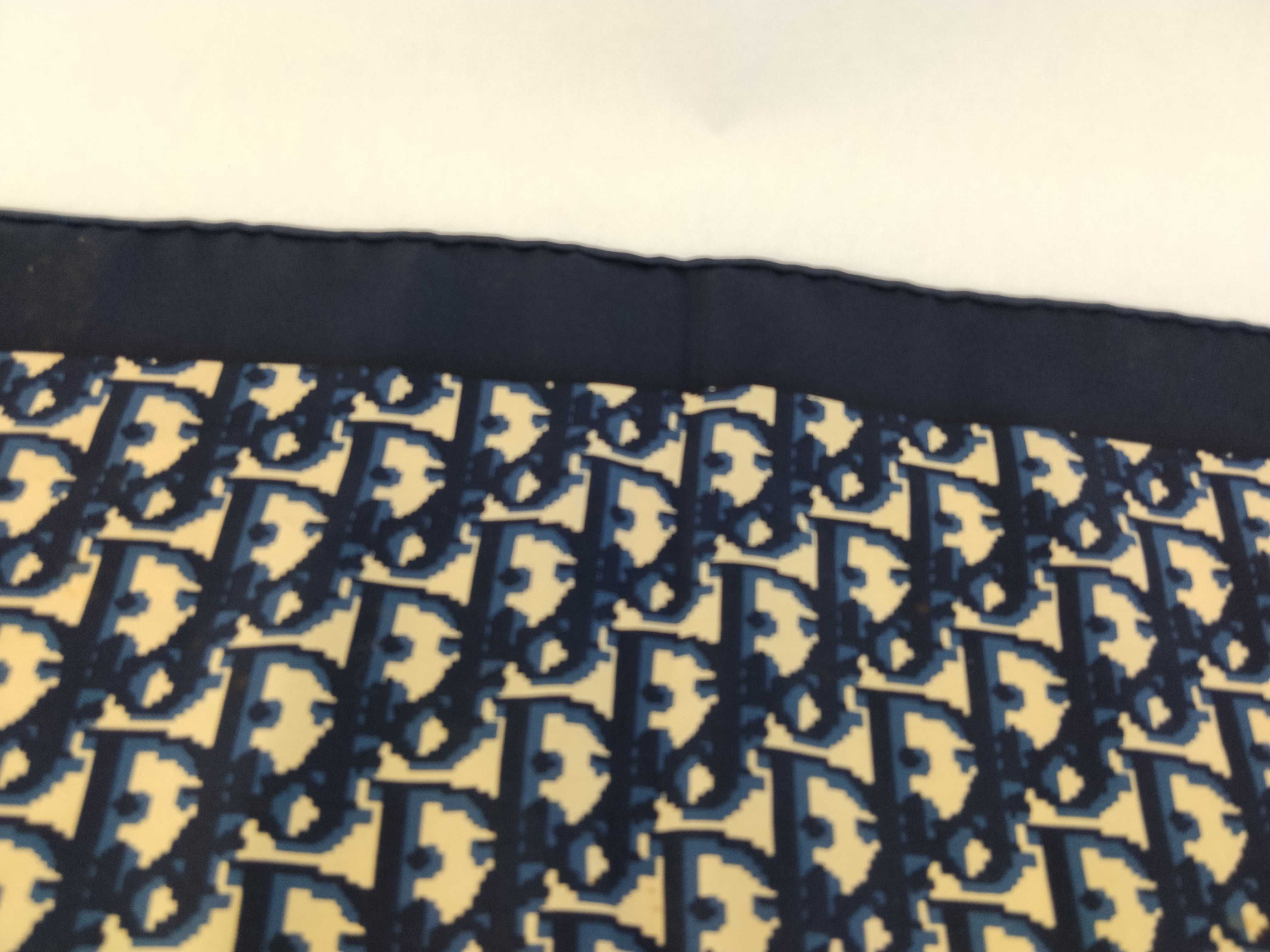 Christian / Scarf / Silk Other Accessories — view 10