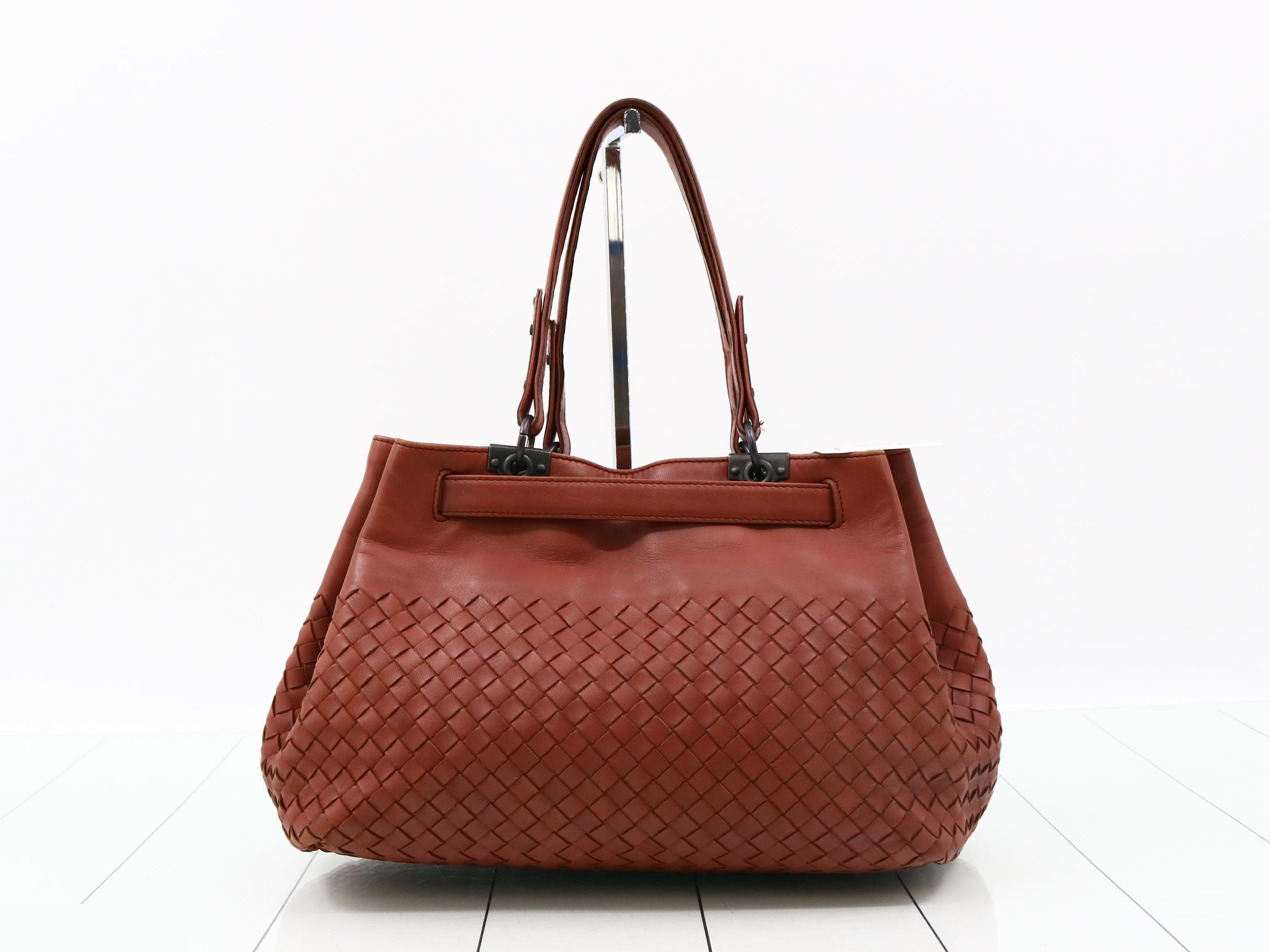 Intrecciato (bag) / Handbag — view 2