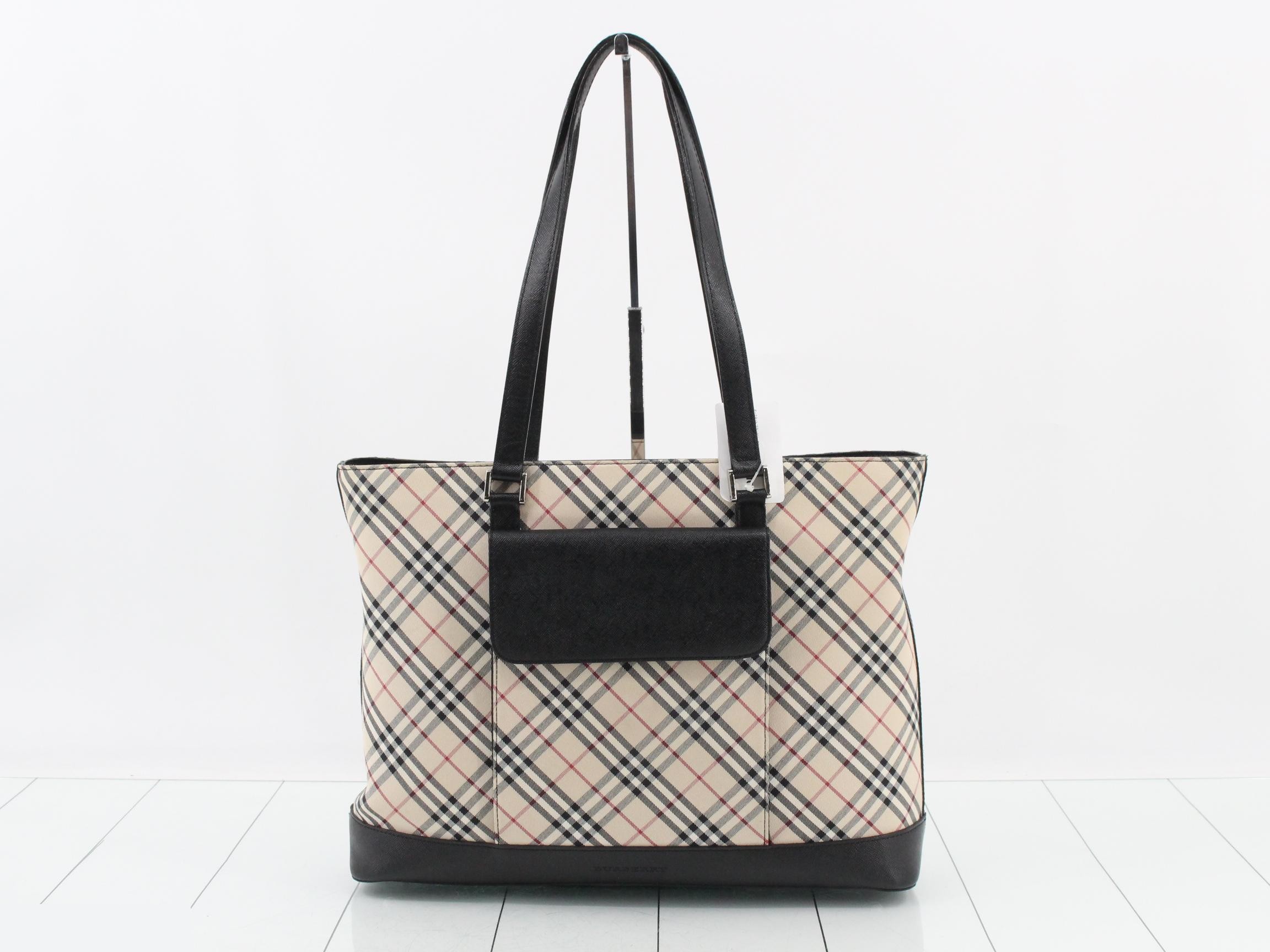 Shoulder tote bag with front pocket