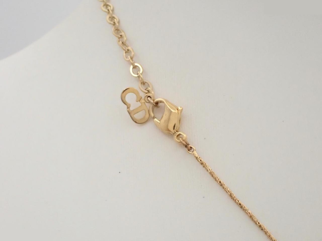Other lines: Precious metals, necklaces, pendants — view 2