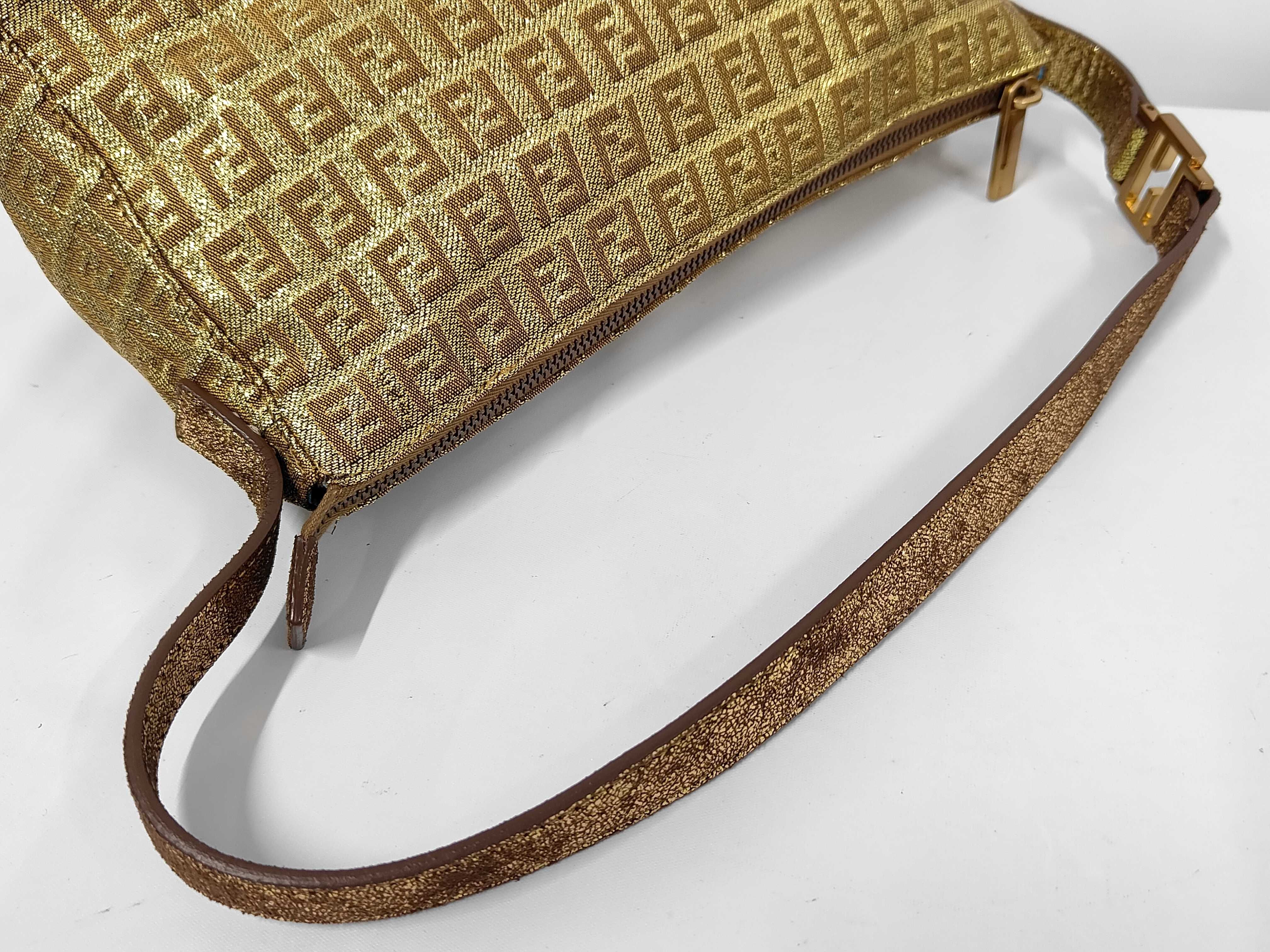 Zucchino Shoulder Bag, Leather, Gold, with Dust Bag — view 3