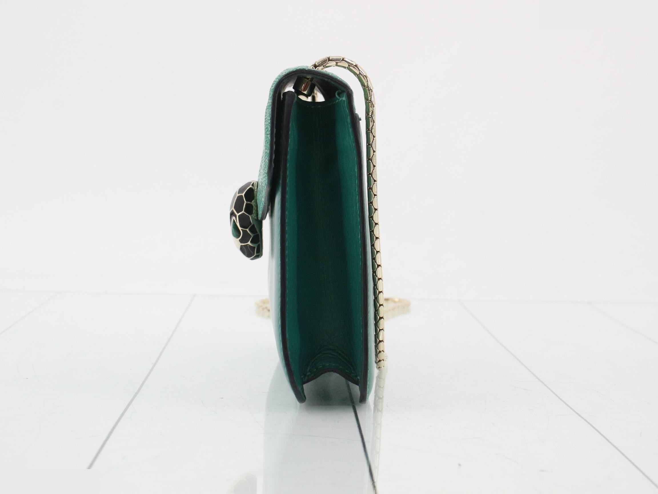 Serpenti Forever Chain Shoulder Bag, Green — view 3