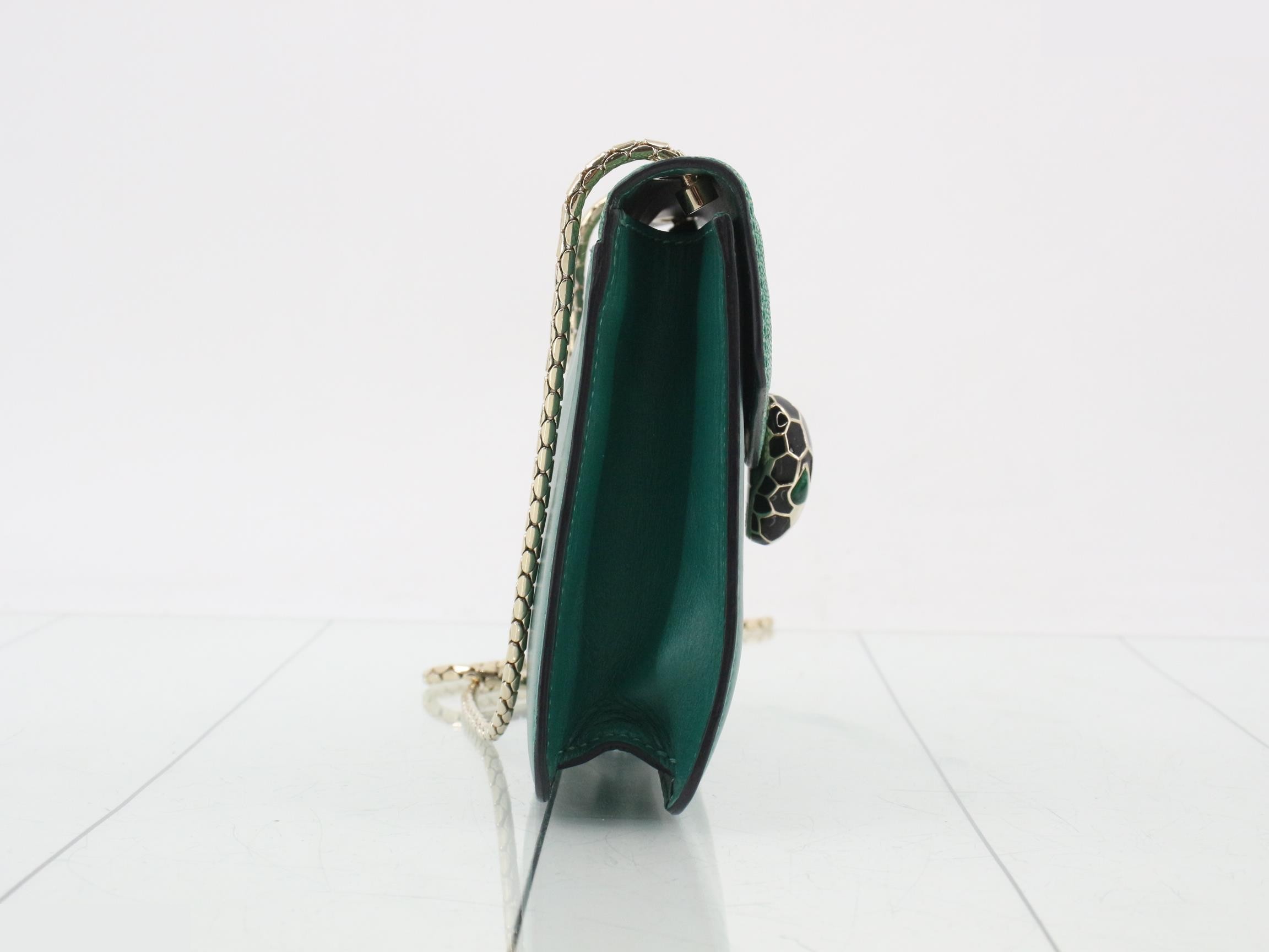 Serpenti Forever Chain Shoulder Bag, Green — view 4
