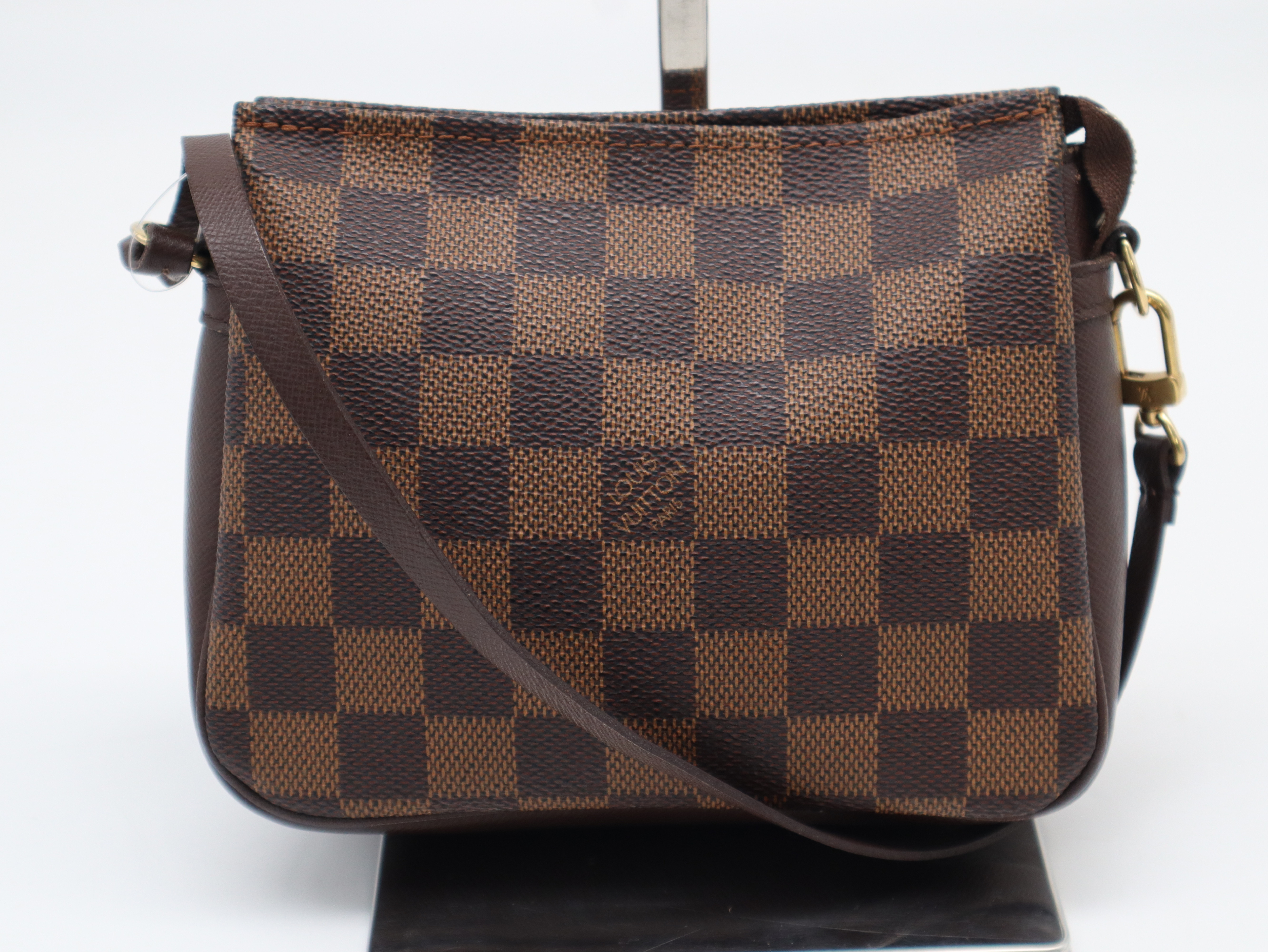 N51982 Damier Trousse Makeup Pouch