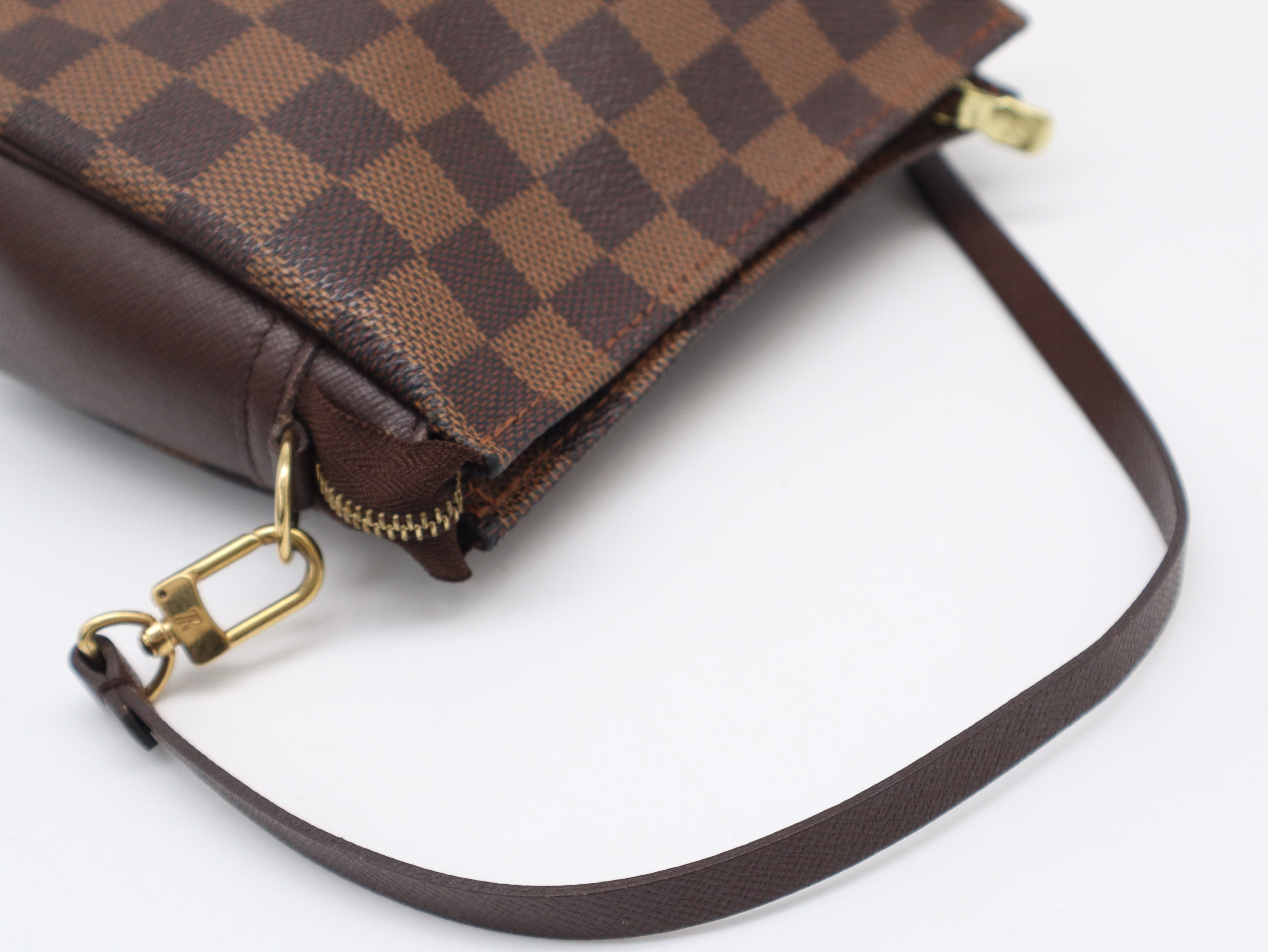 N51982 Damier Trousse Makeup Pouch — view 6