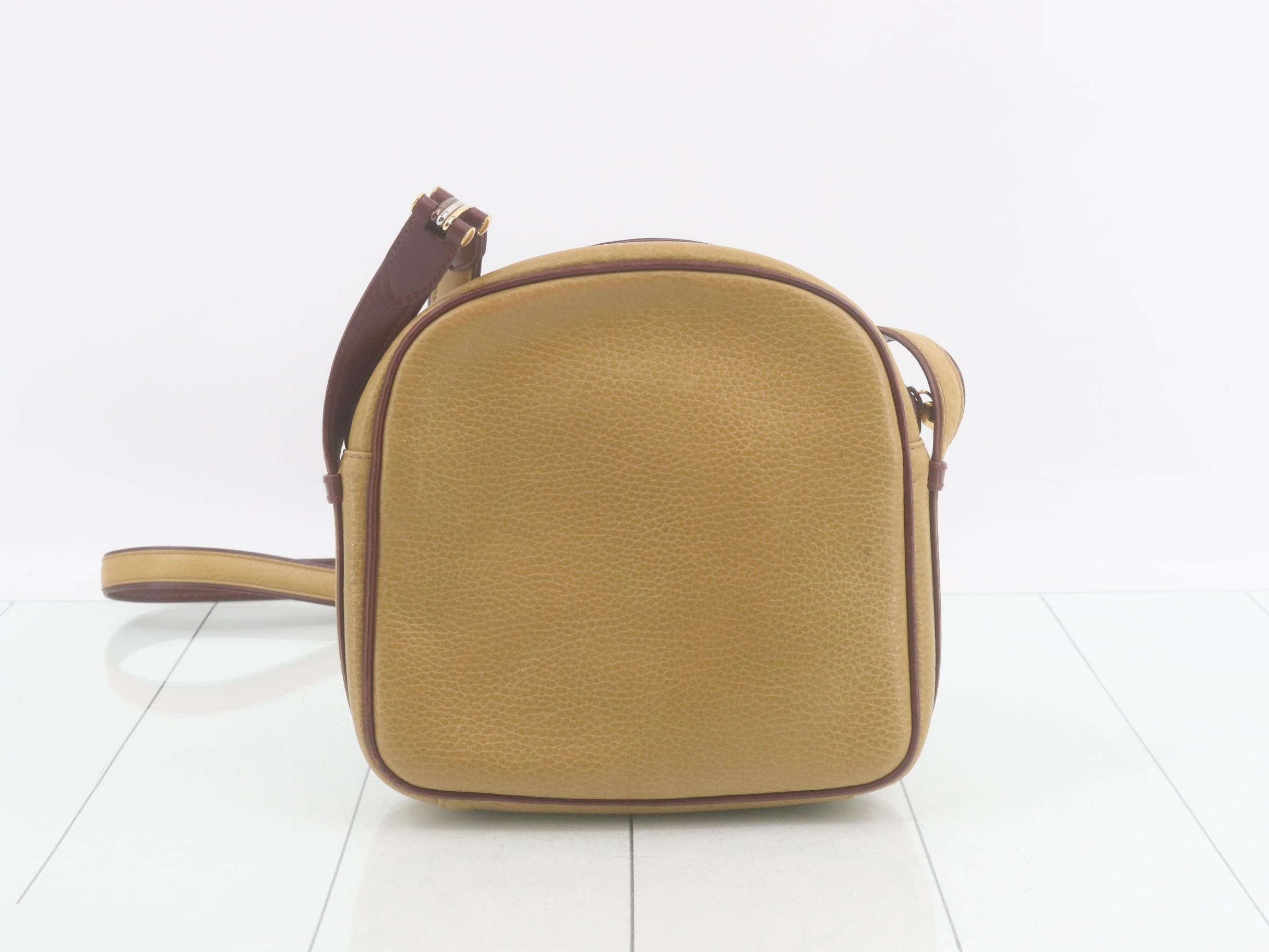 Must Line (Bag) - Shoulder Bag — view 2