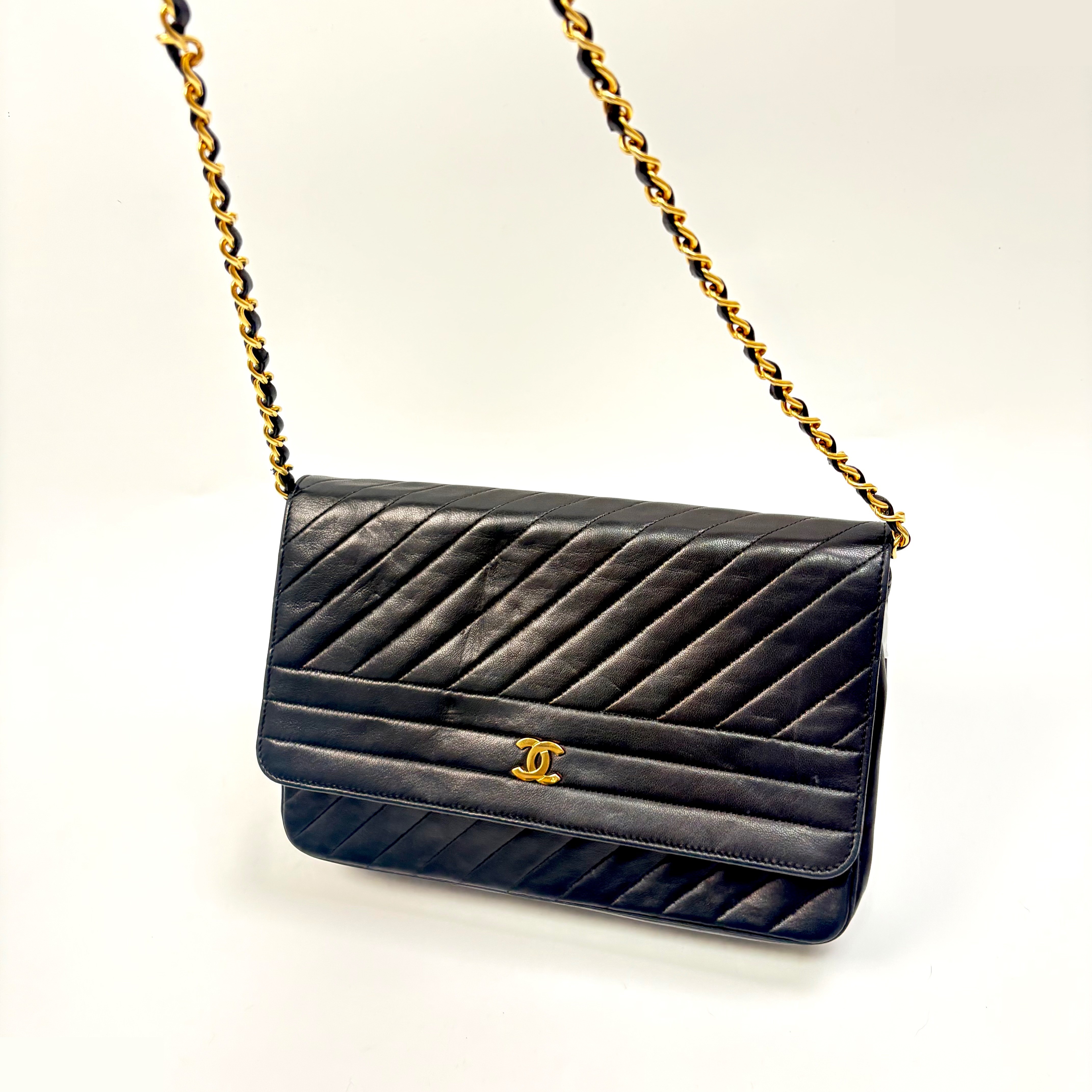 Matelassé Push-Lock Shoulder Bag — view 2