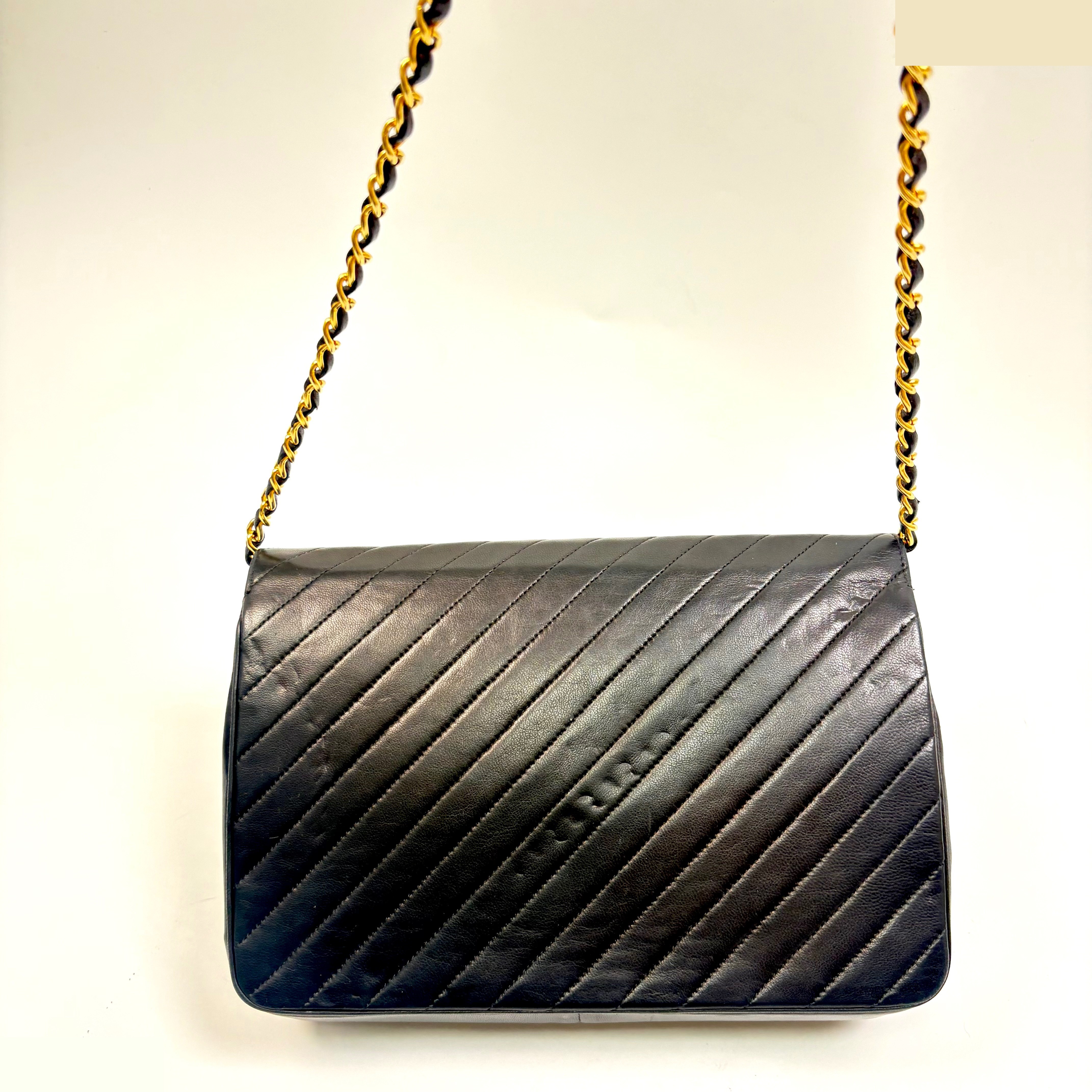Matelassé Push-Lock Shoulder Bag — view 3