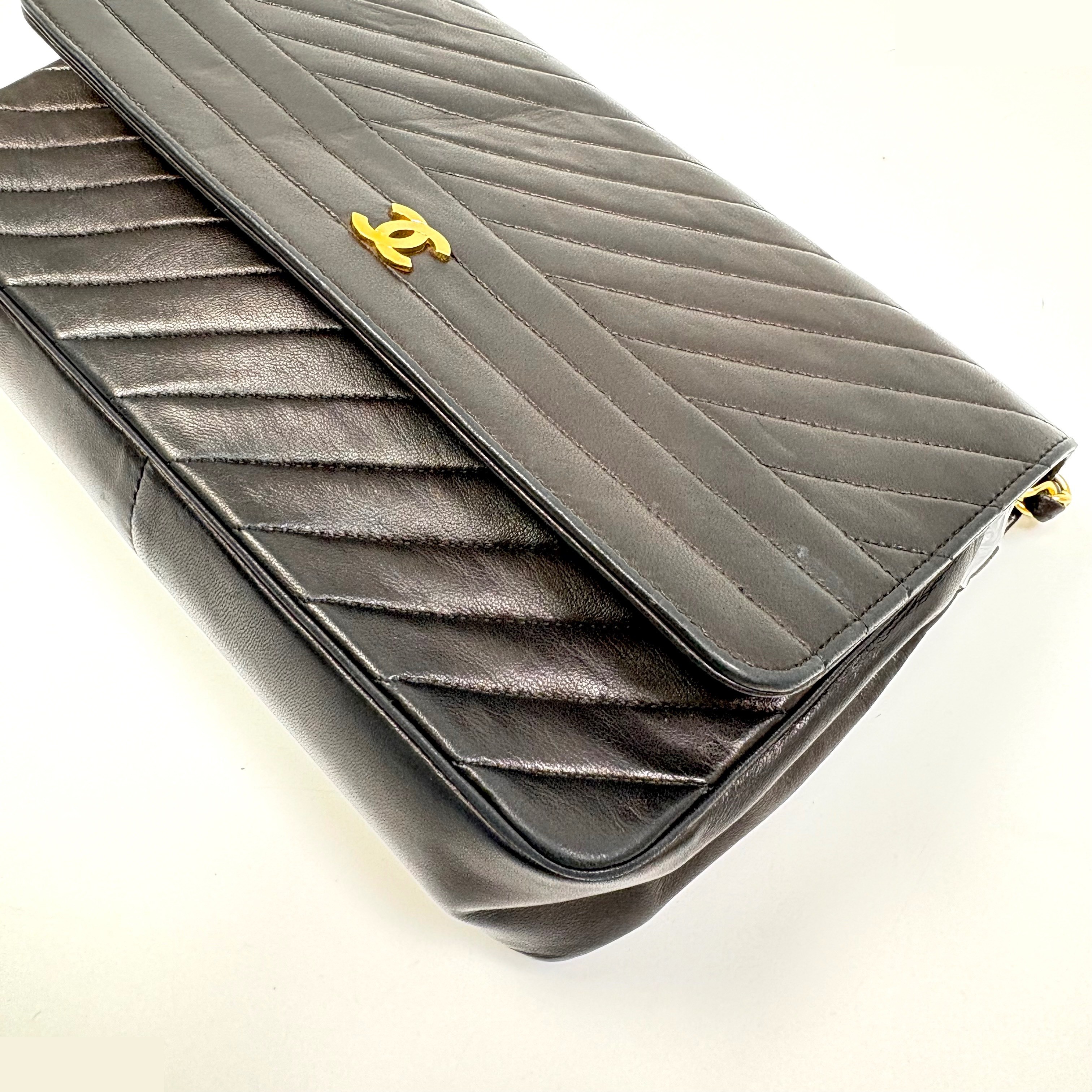 Matelassé Push-Lock Shoulder Bag — view 5