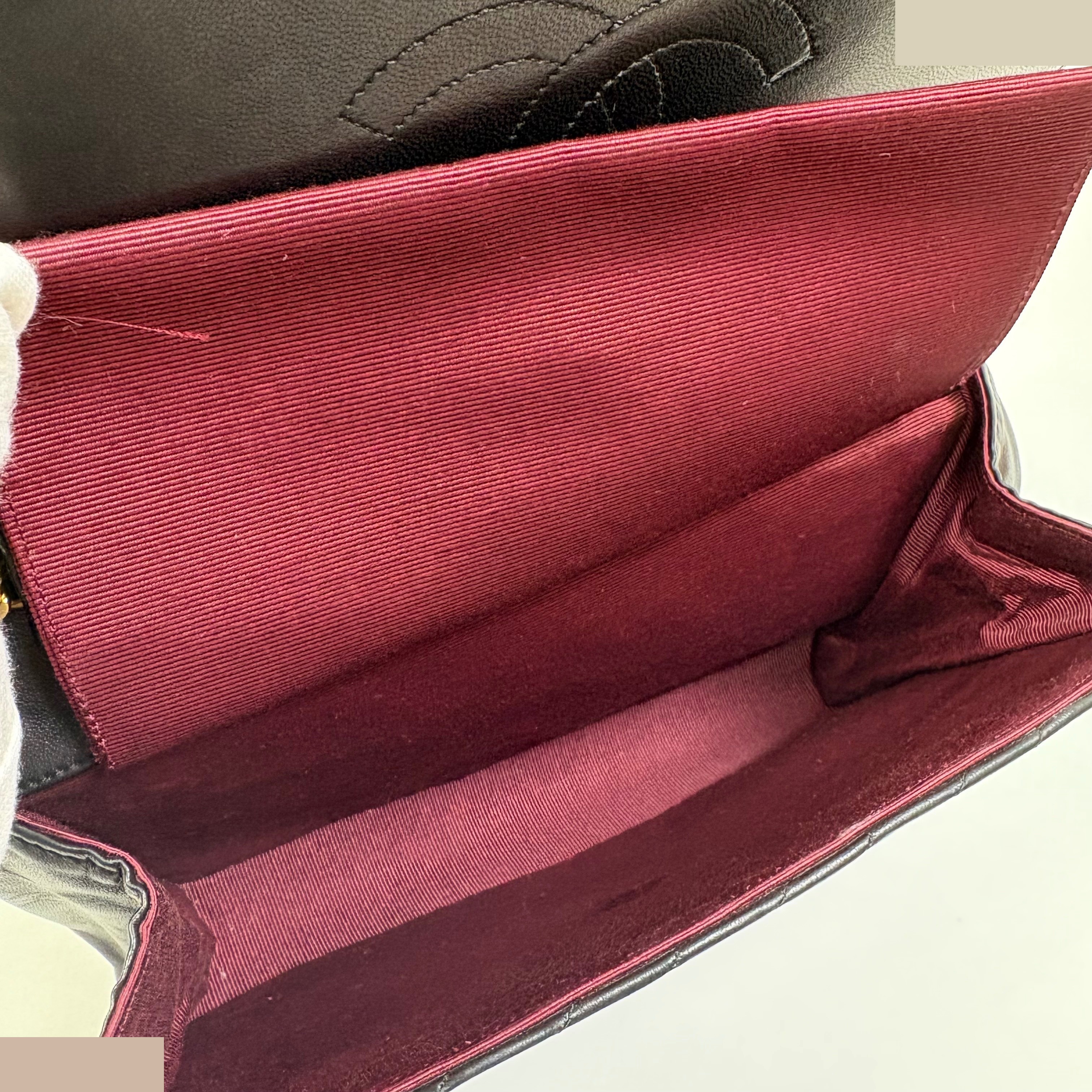 Matelassé Push-Lock Shoulder Bag — view 9