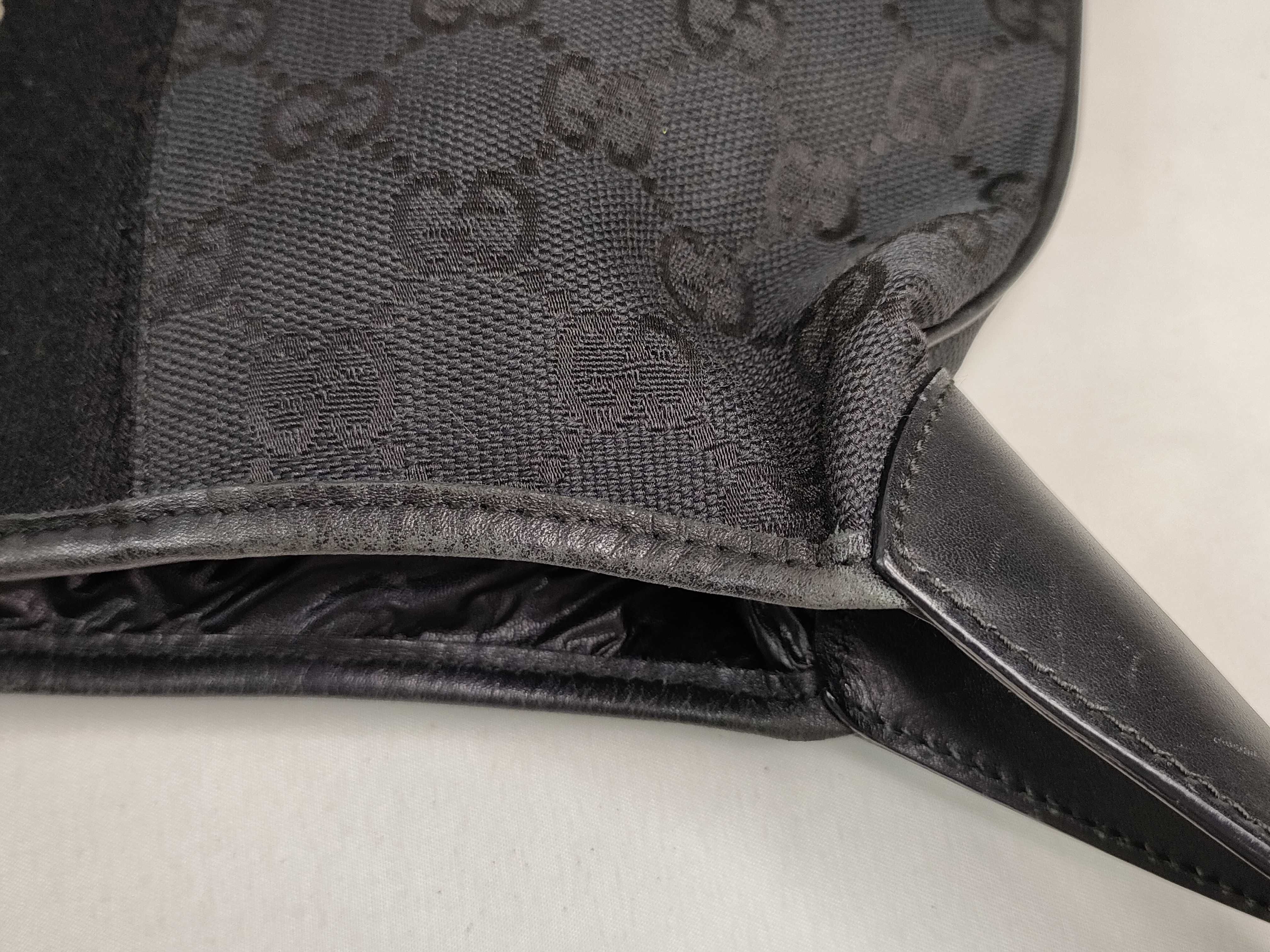 GG Canvas Shoulder Bag — view 12