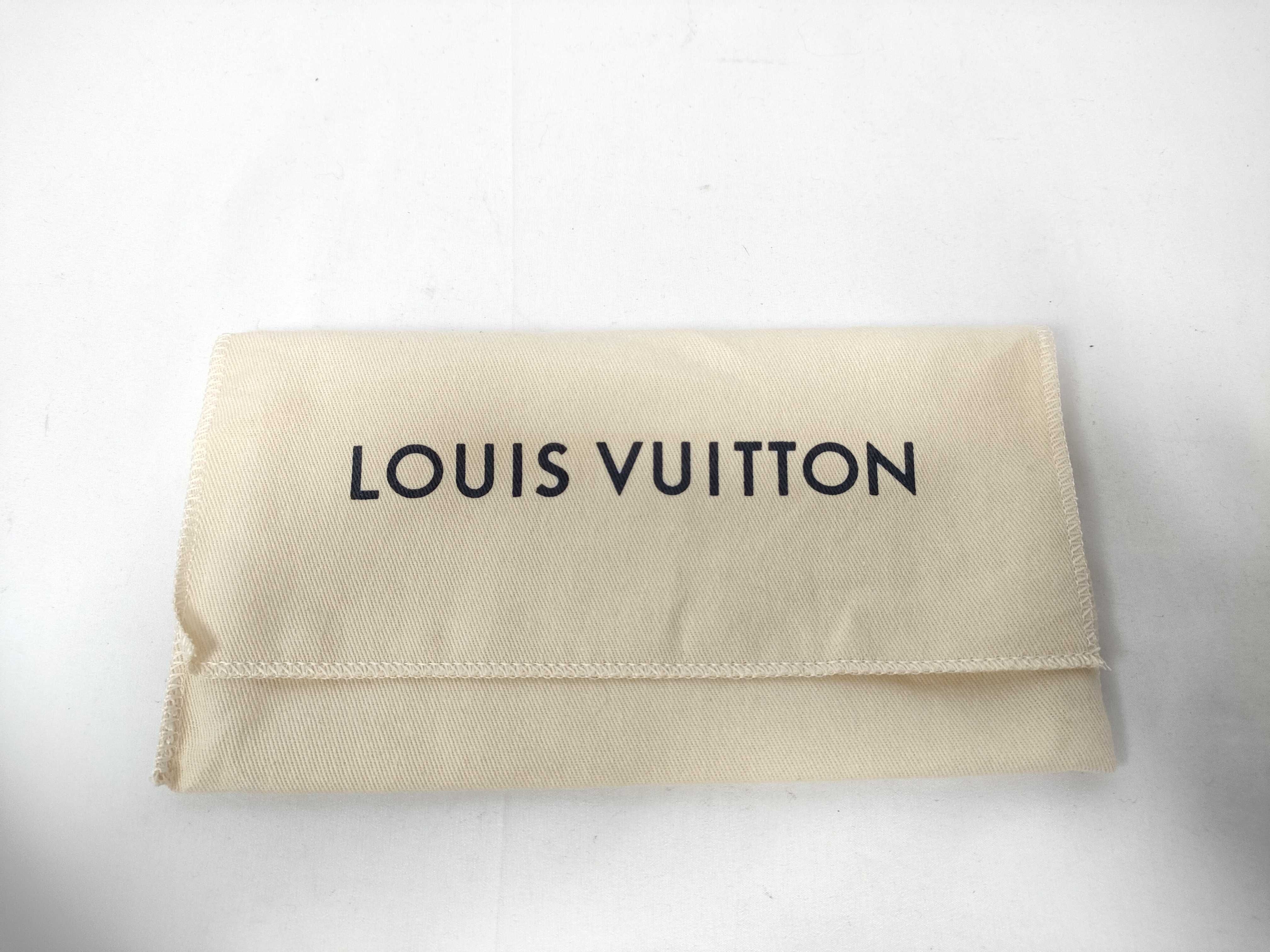 Epi LV Portefeuille Twist Wallet — view 15