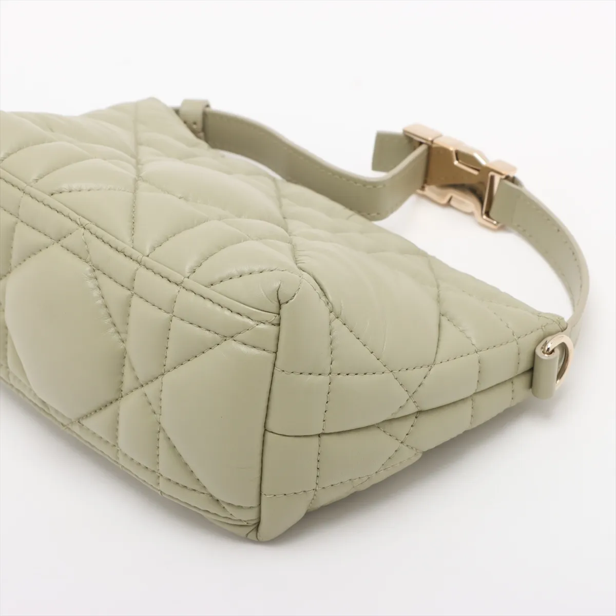 Cannage Nomad Pouch Leather Handbag Green — view 3