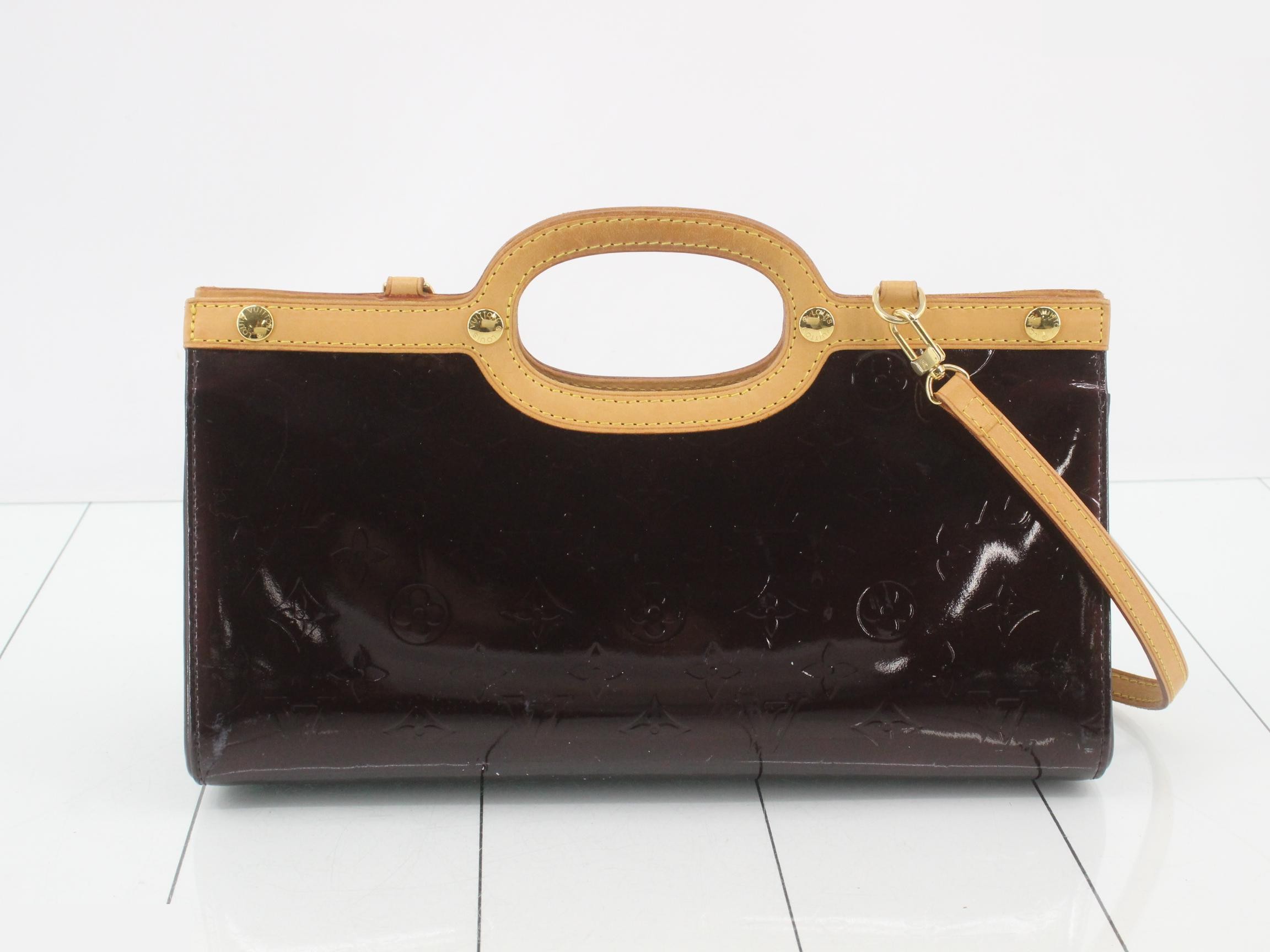 Vernis Roxbury Drive Amarante 2-Way Shoulder/Handbag