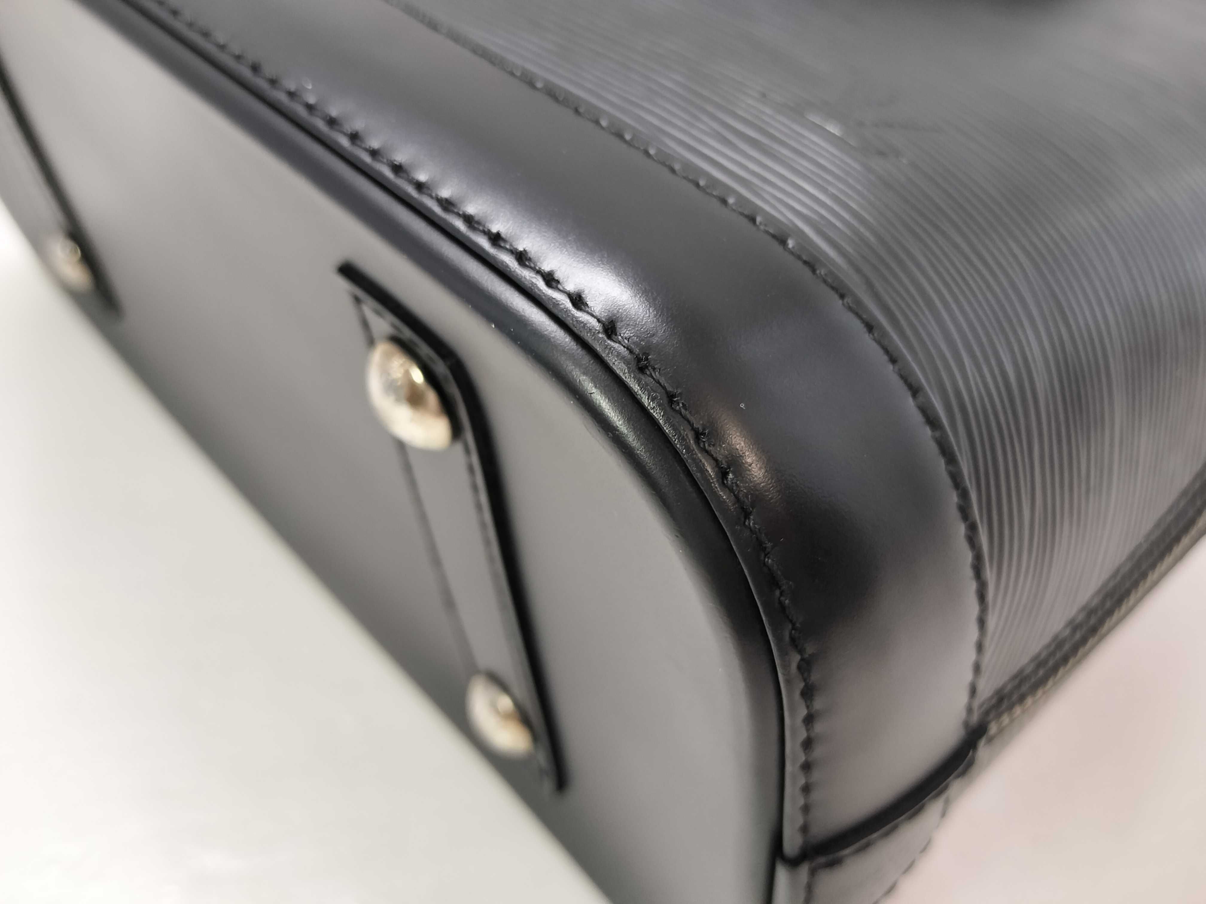Epi Leather Alma Shoulder Bag Handbag — view 7