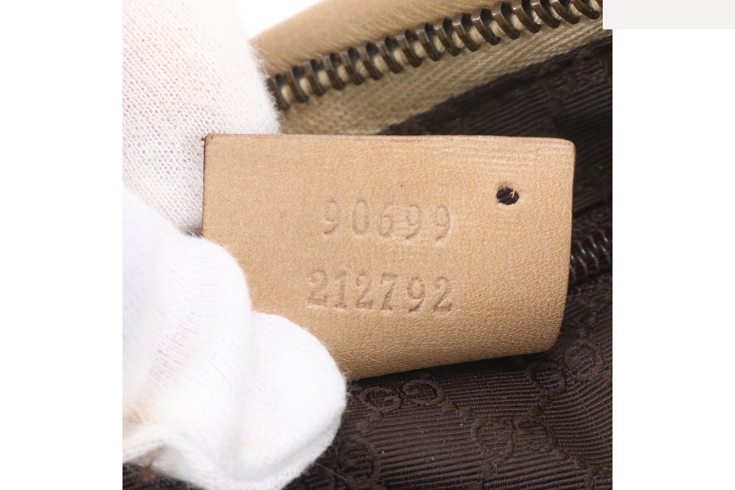 90699 Leather Shoulder Bag — view 9