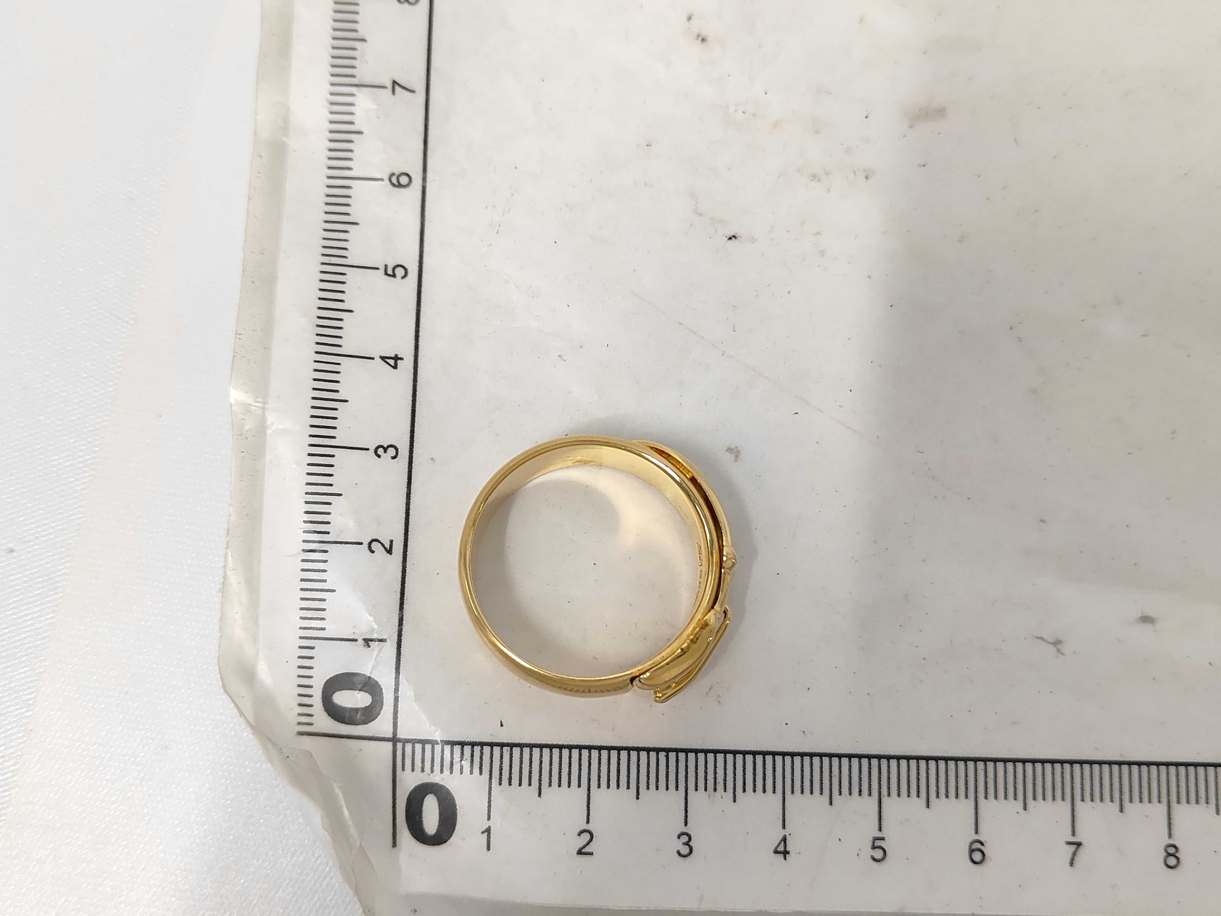 belt motif scarf ring, gold, other accessories — view 8