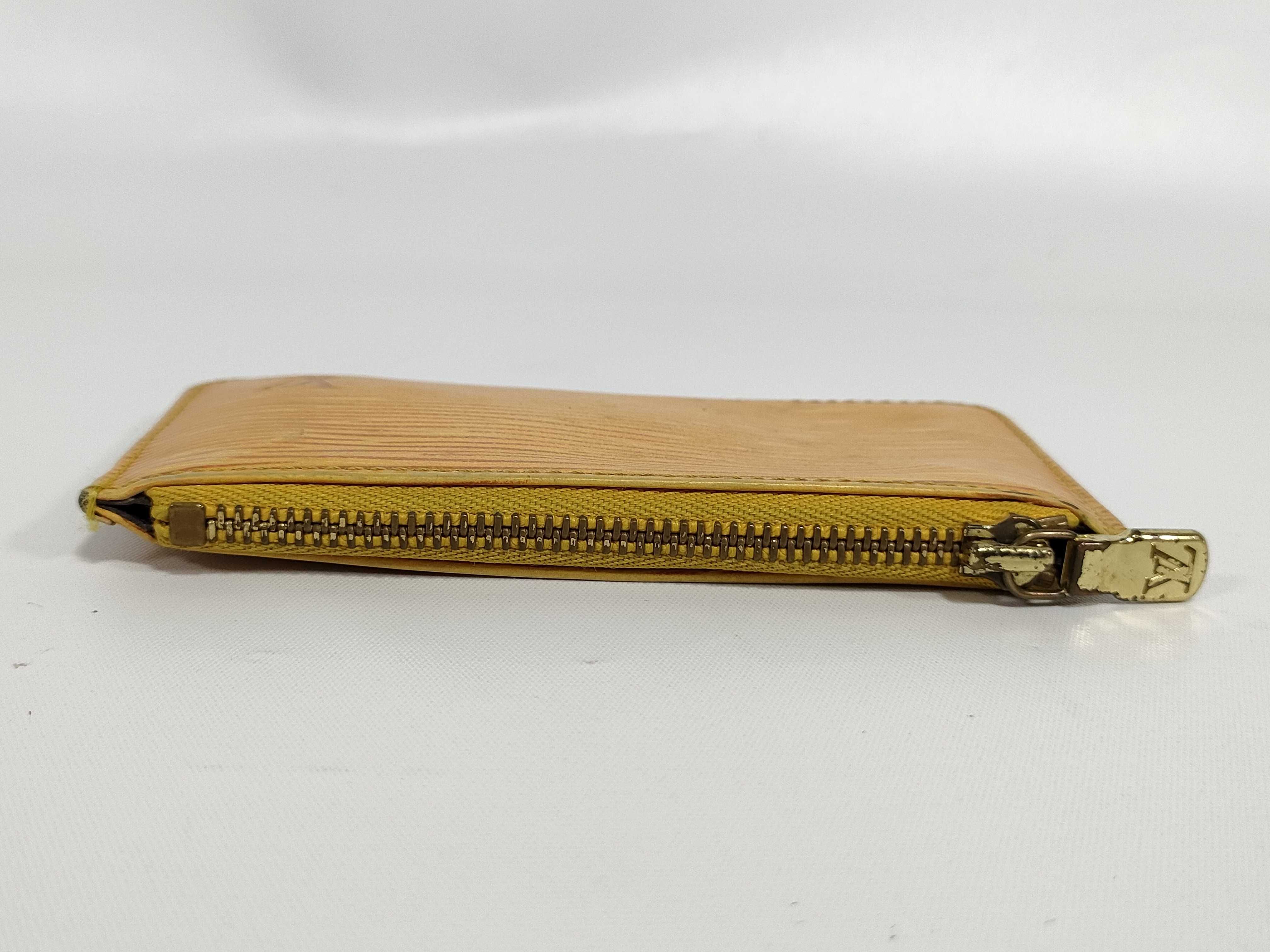 Epi Pochette Clé Coin Case Key Case — view 7