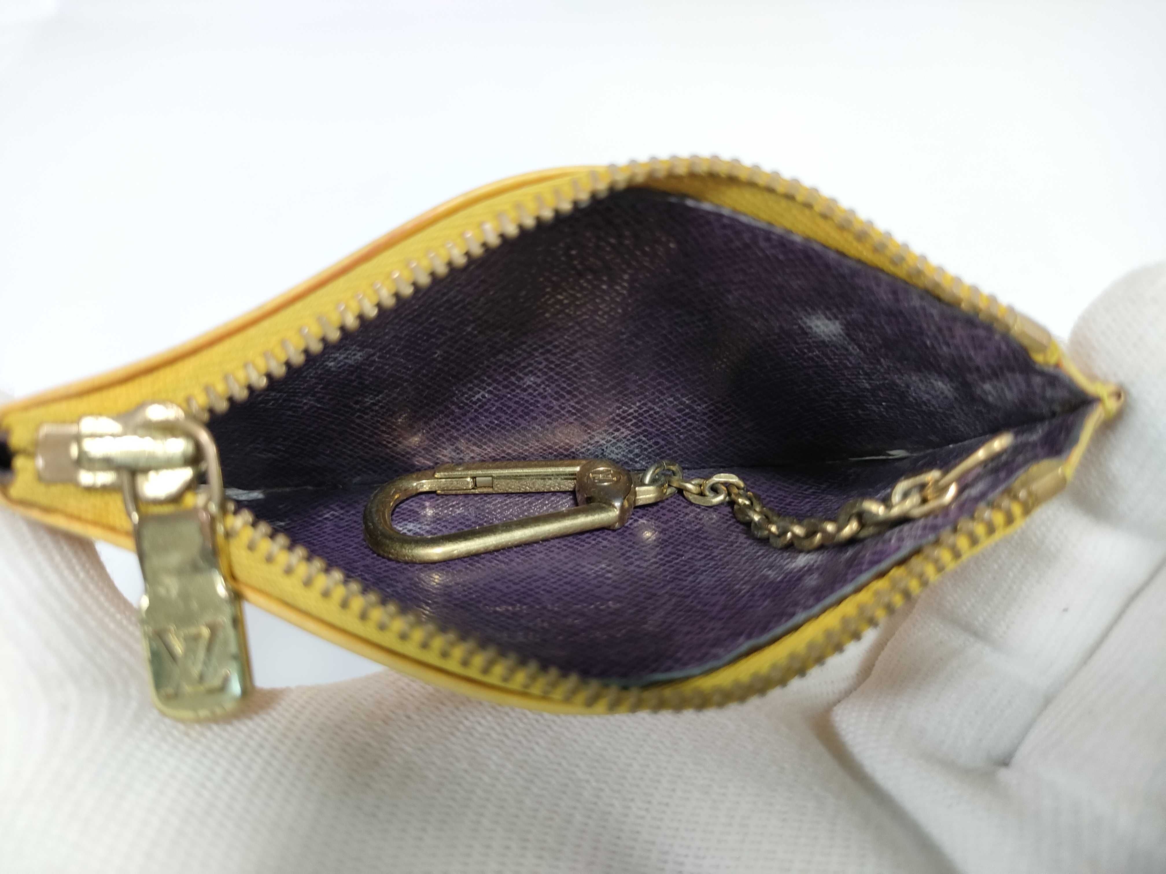 Epi Pochette Clé Coin Case Key Case — view 9