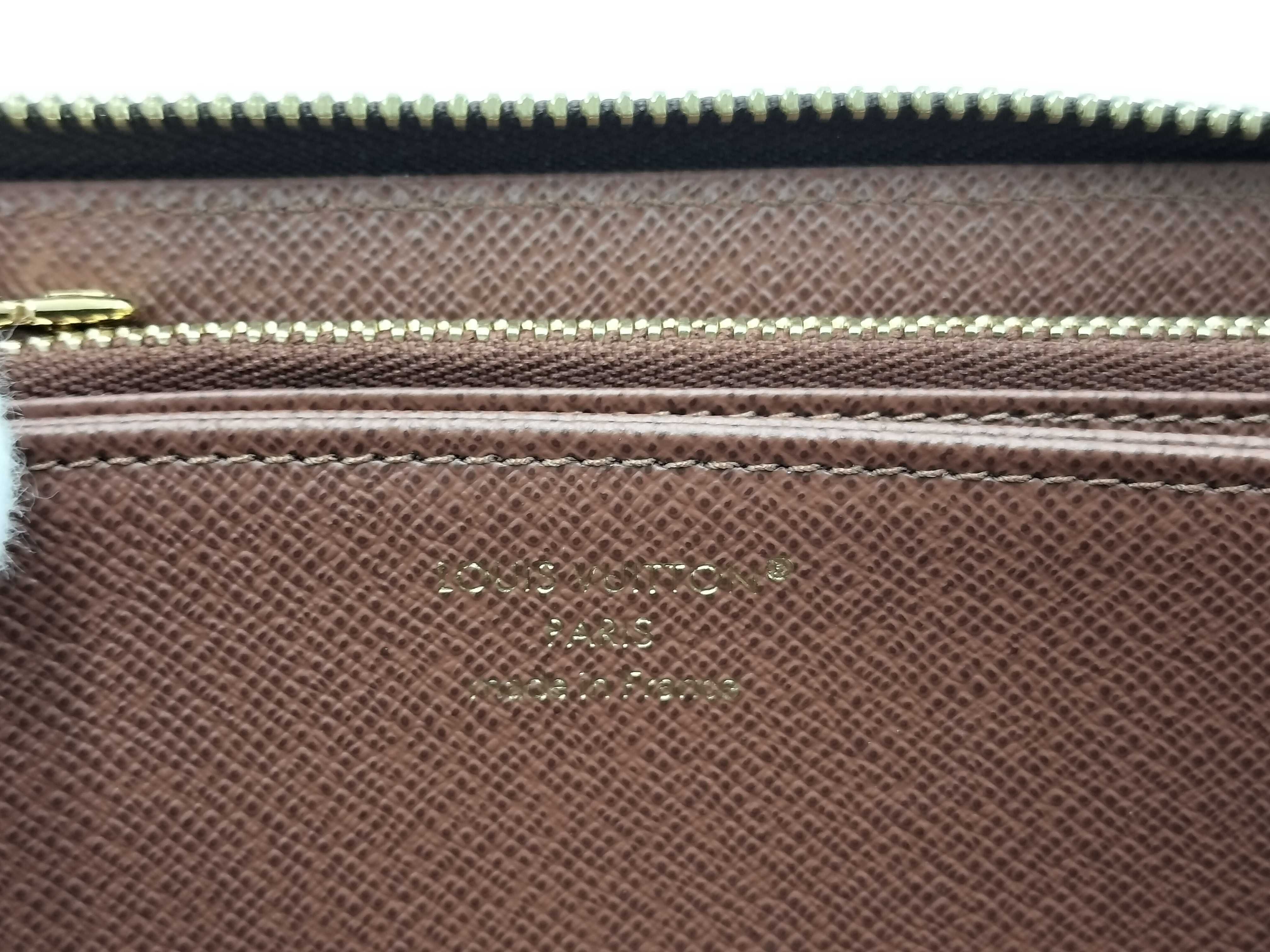 M42616 Wallet — view 10
