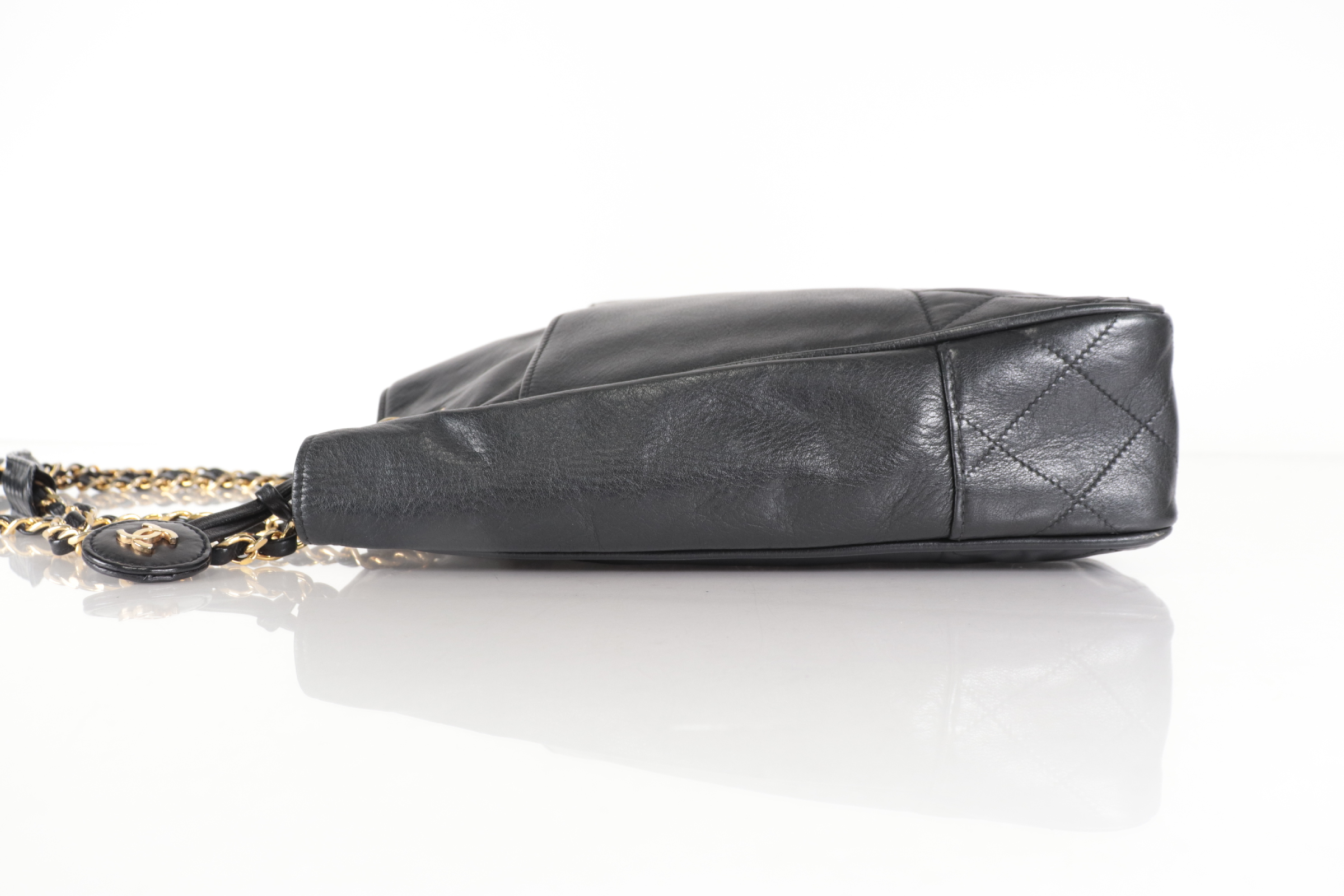 Matelassé Lambskin Chain Tote Bag (Serial Number 0) — view 4