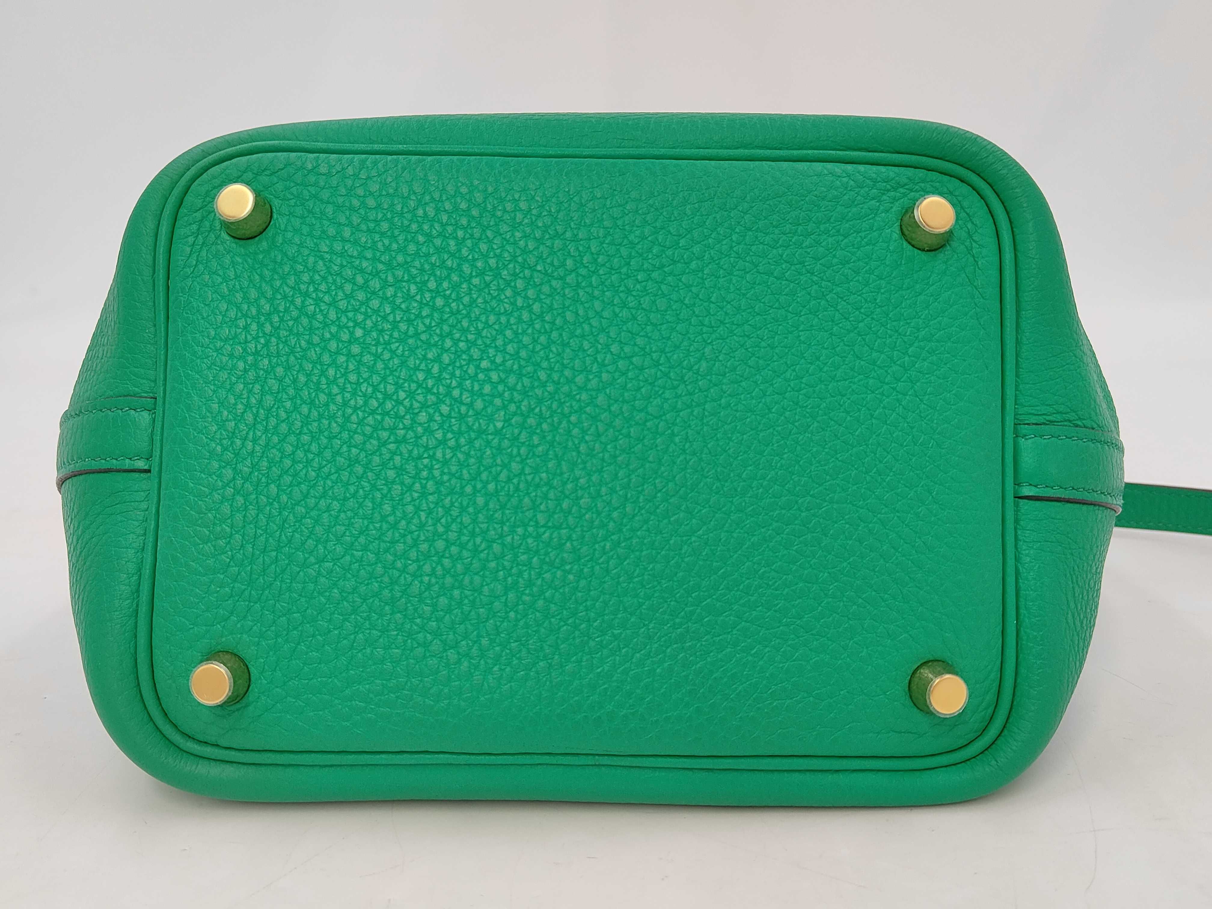 Picotin Lock PM 18cm Green Handbag — view 7