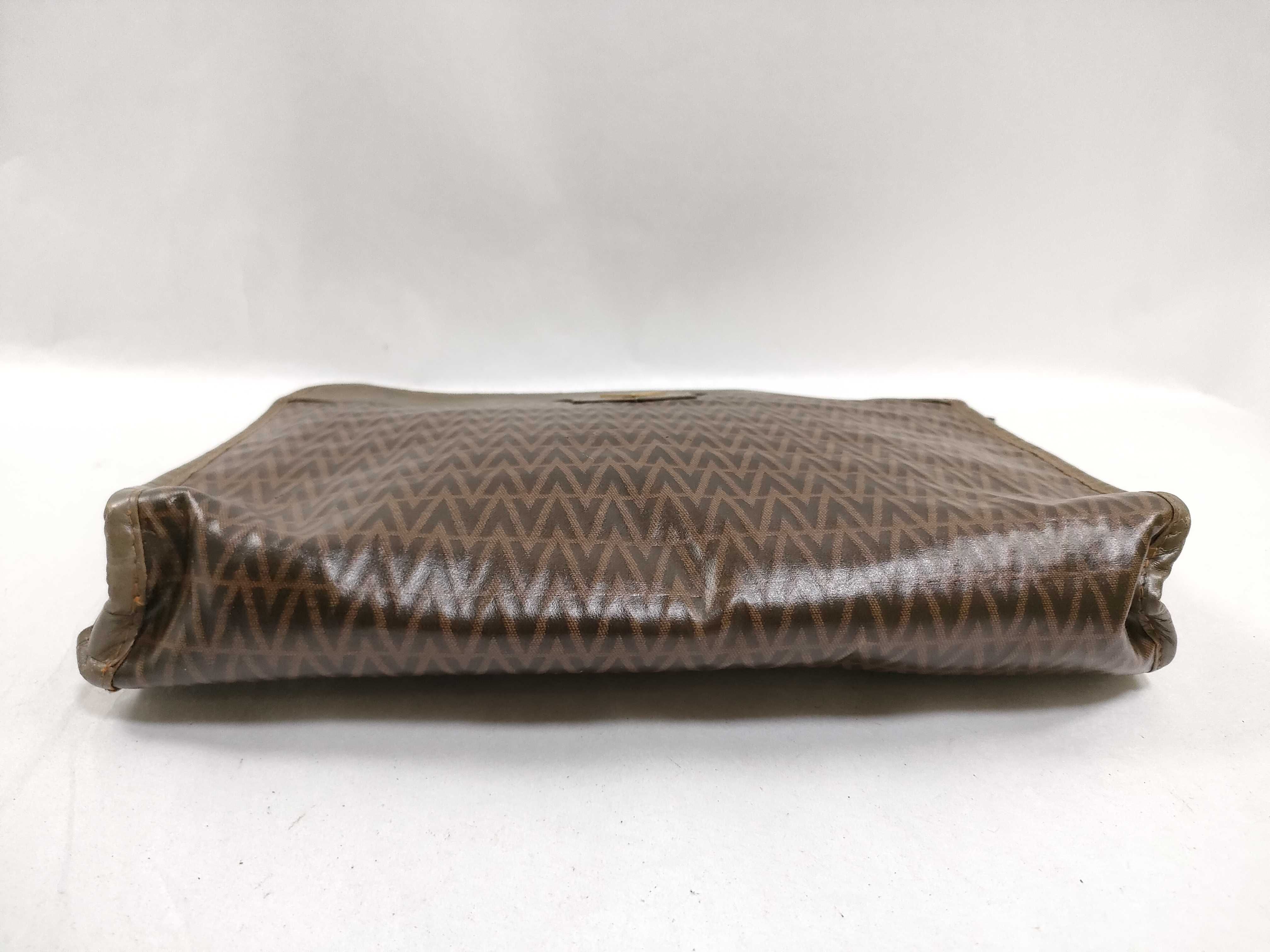 clutch bag — view 4