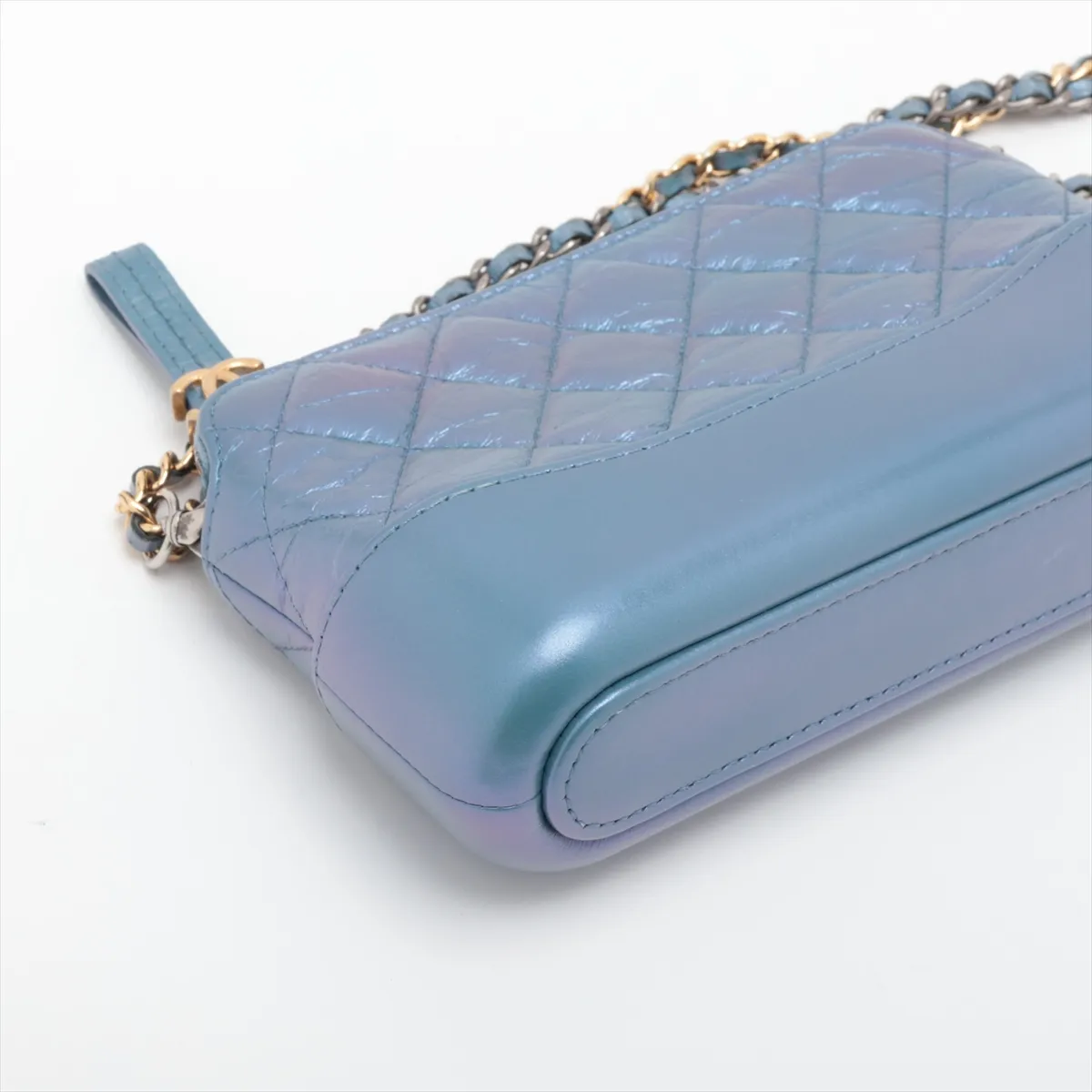 Gabrielle de Chanel Vintage Calfskin Chain Shoulder Bag, Blue with Gold and Silver Hardware, Item Number 27614888 (Serial Number in the 27s range) — view 4
