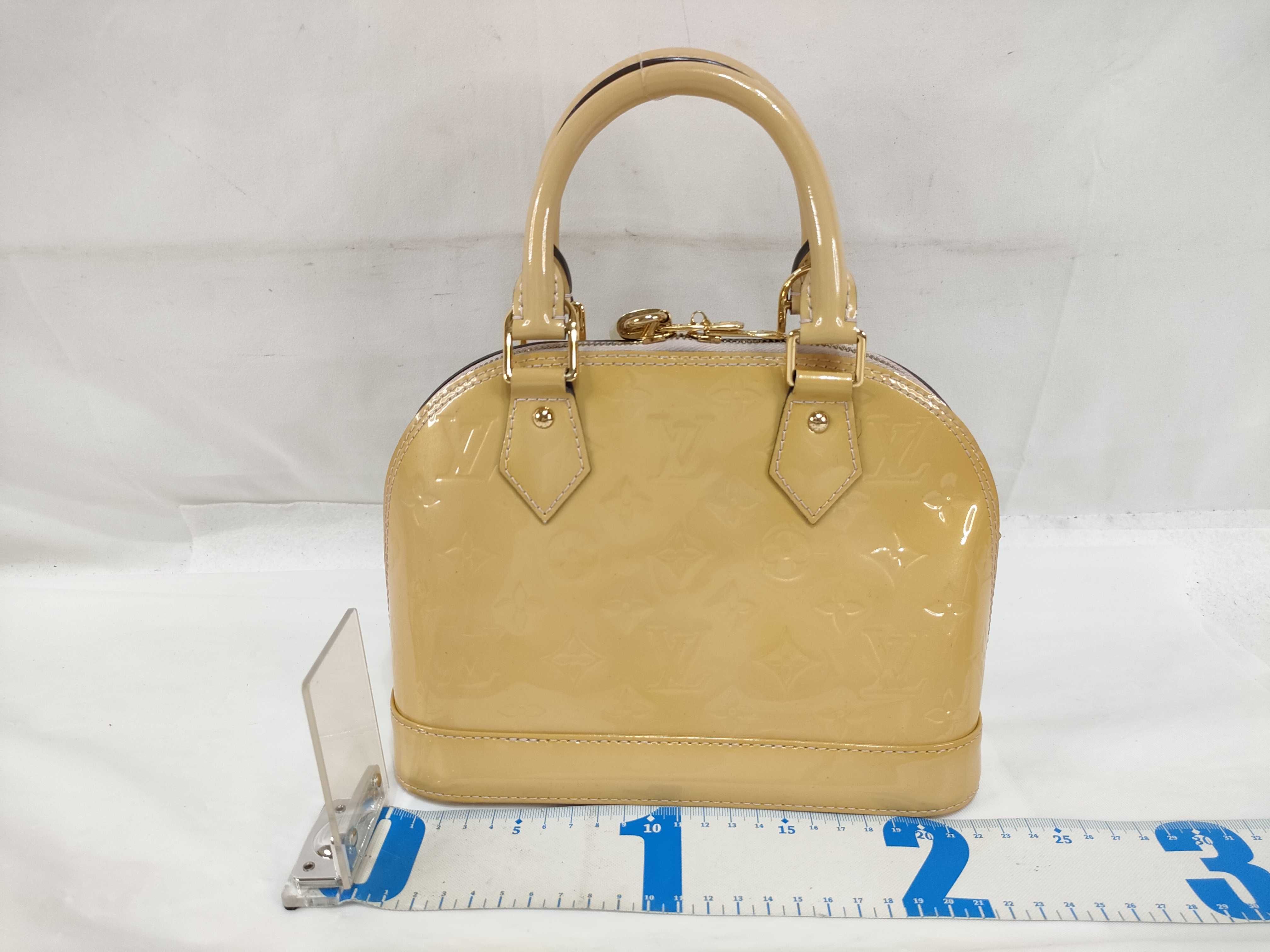 Vernis Alma BB M90104 Shoulder Bag — view 2