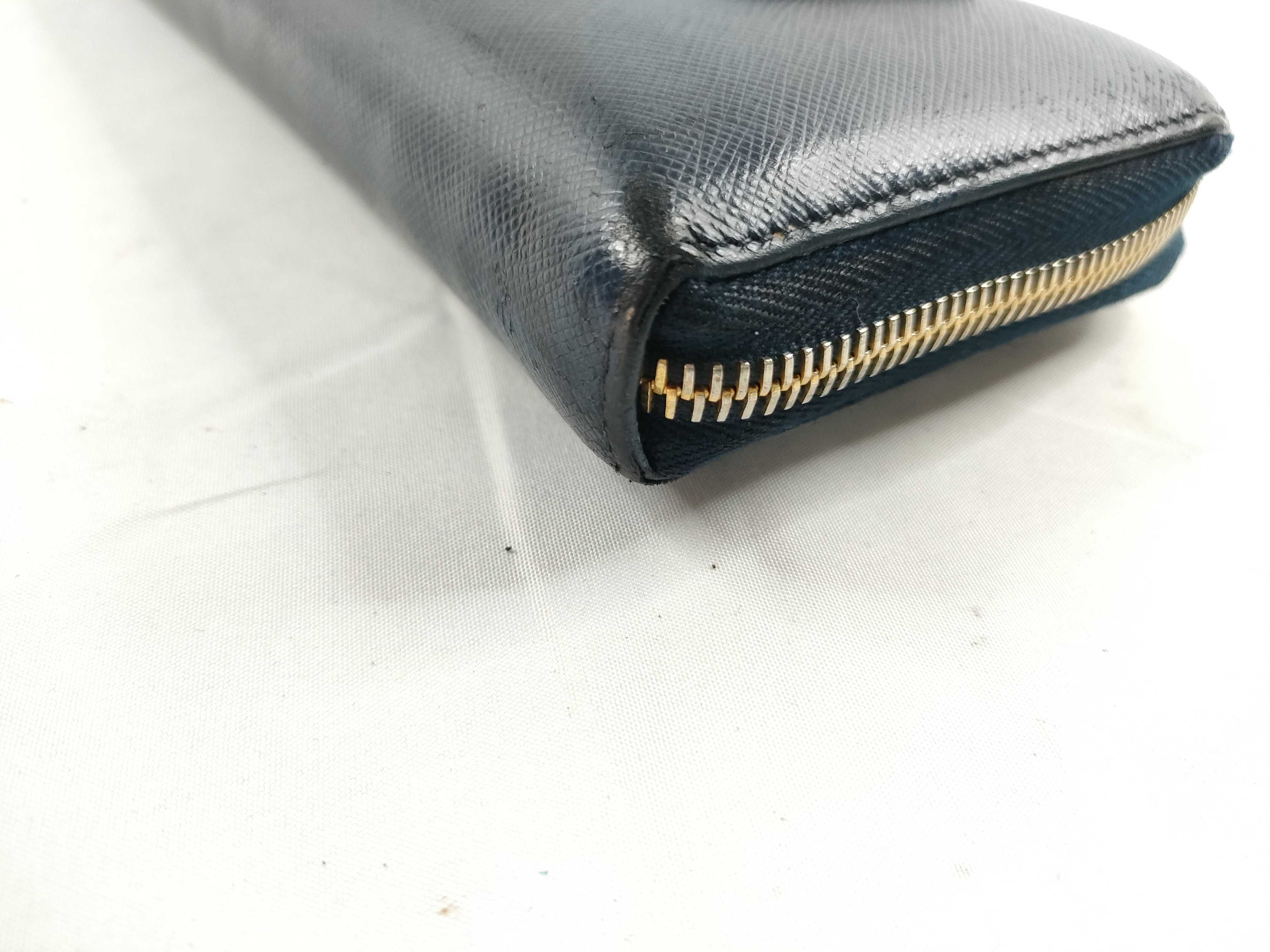 Saffiano Round Zip Wallet Blue Ribbon Wallet — view 3