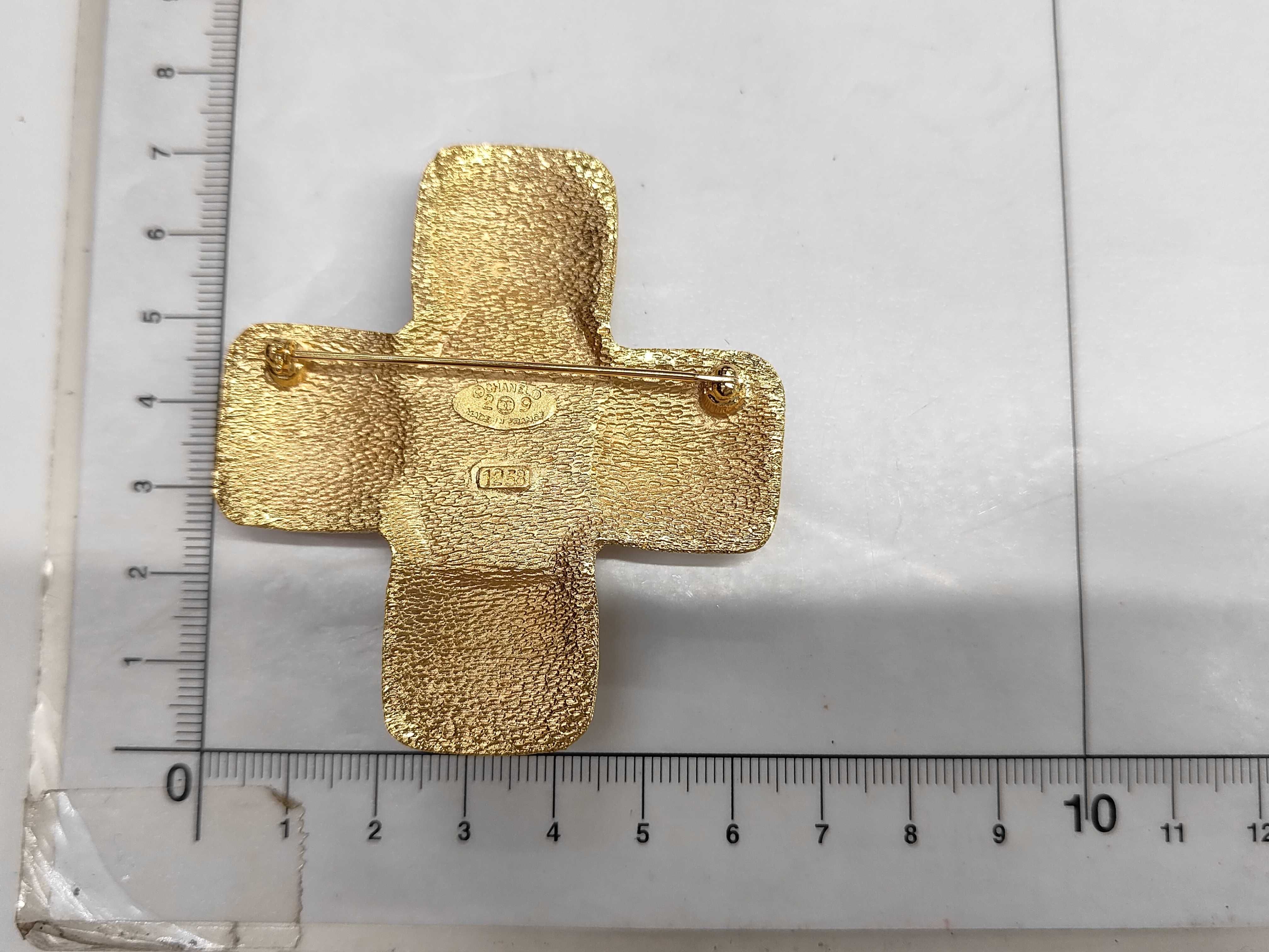 Pearl Gold Brooch — view 6