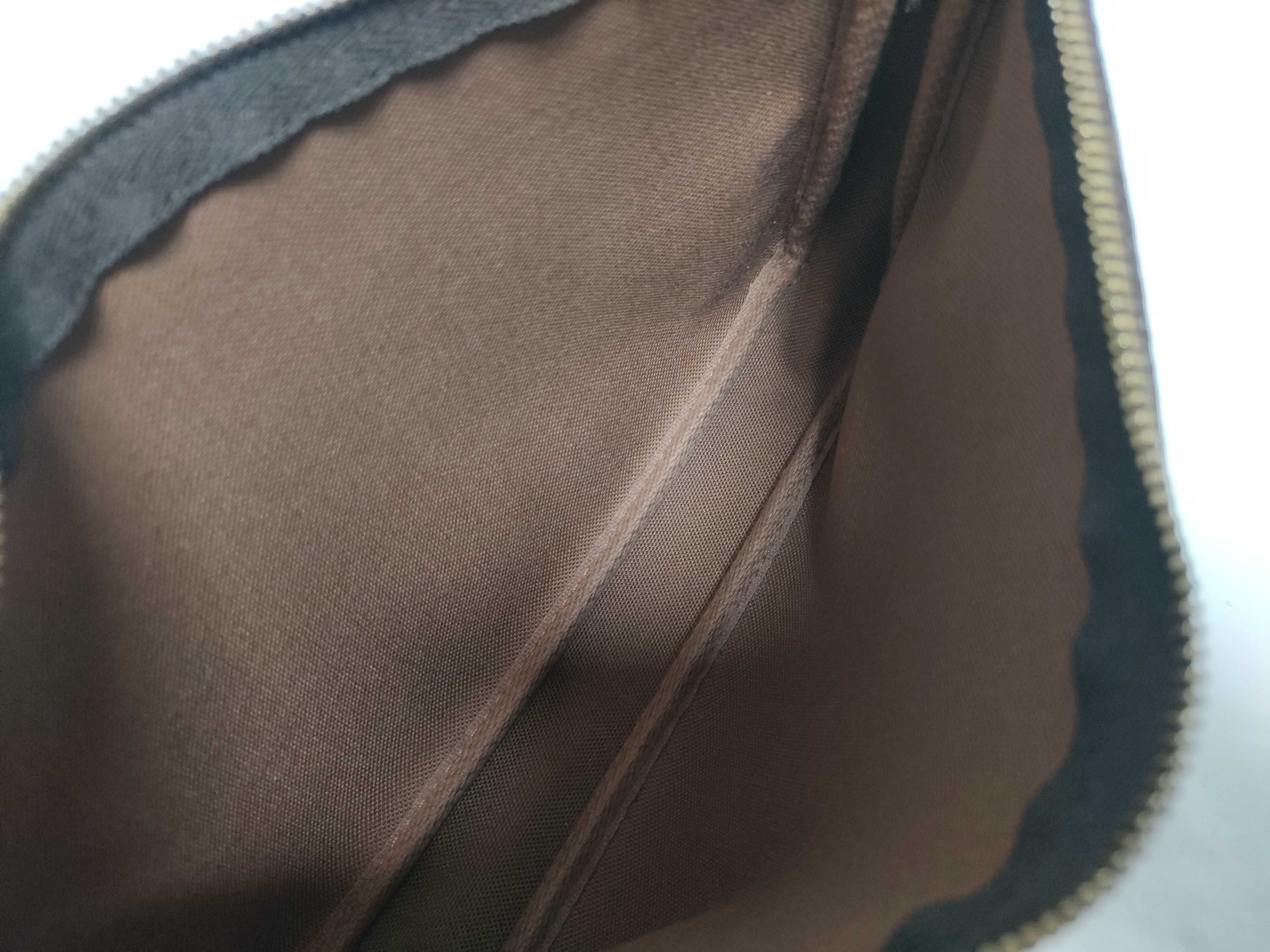 Monogram Accessoires VI1020 Shoulder Bag — view 9