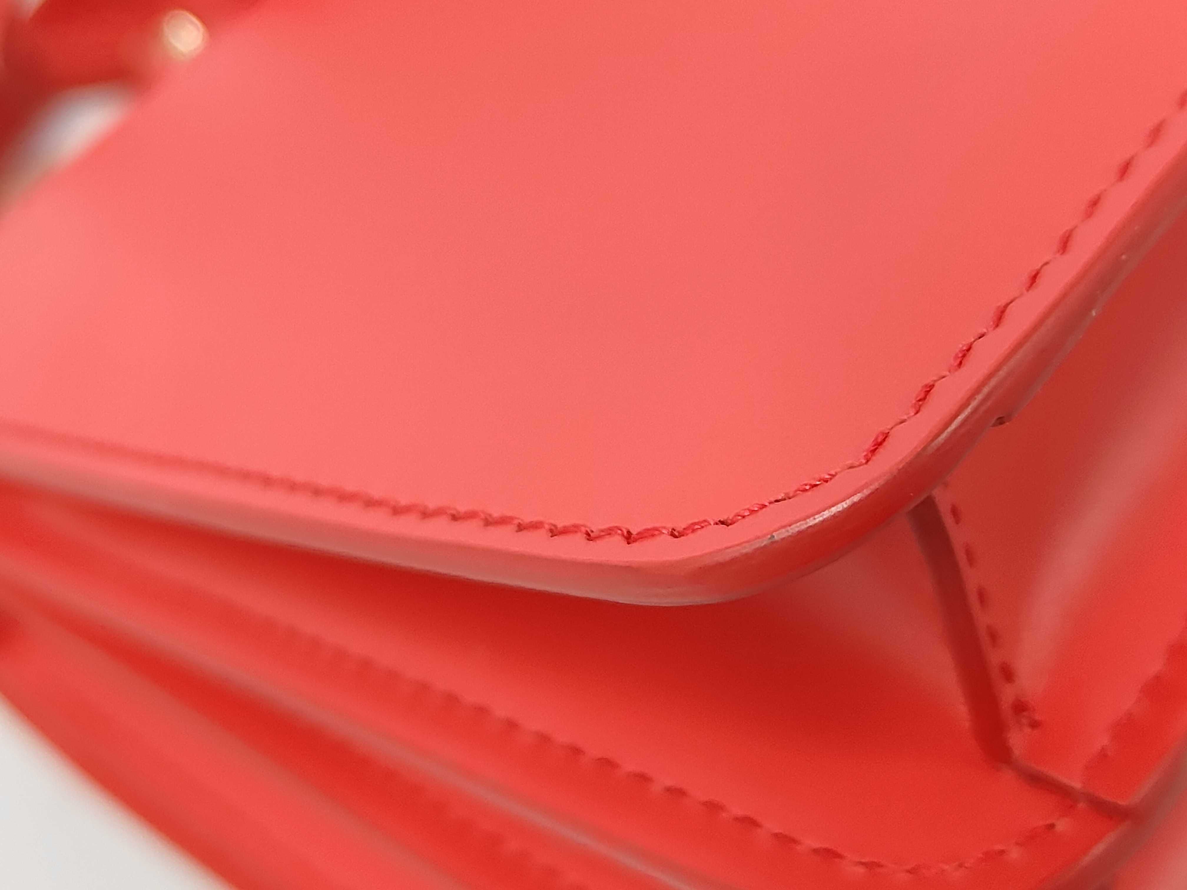Serpenti 2-Way Handbag, Stingray Leather, Red, Bulgari Handbag — view 4