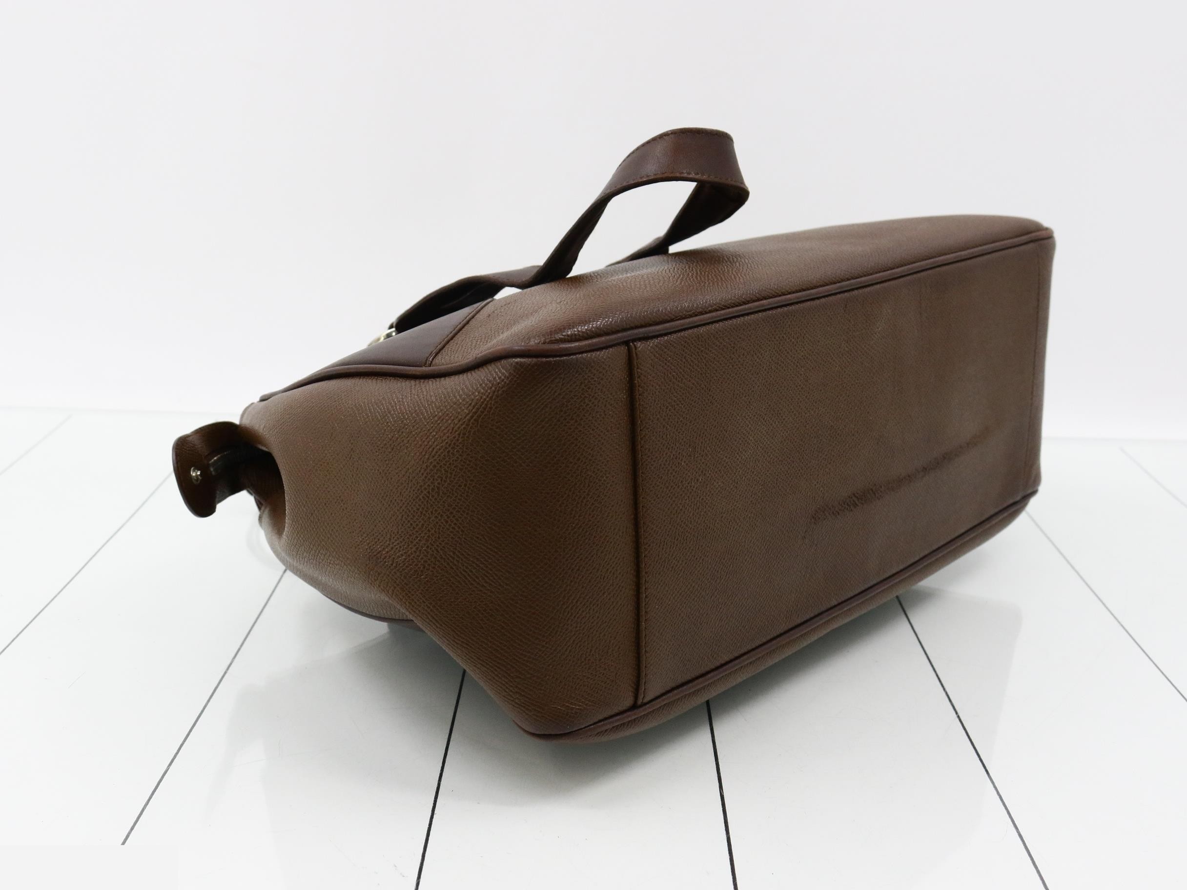 Leather handbag with logo hardware, brown tones. — view 5