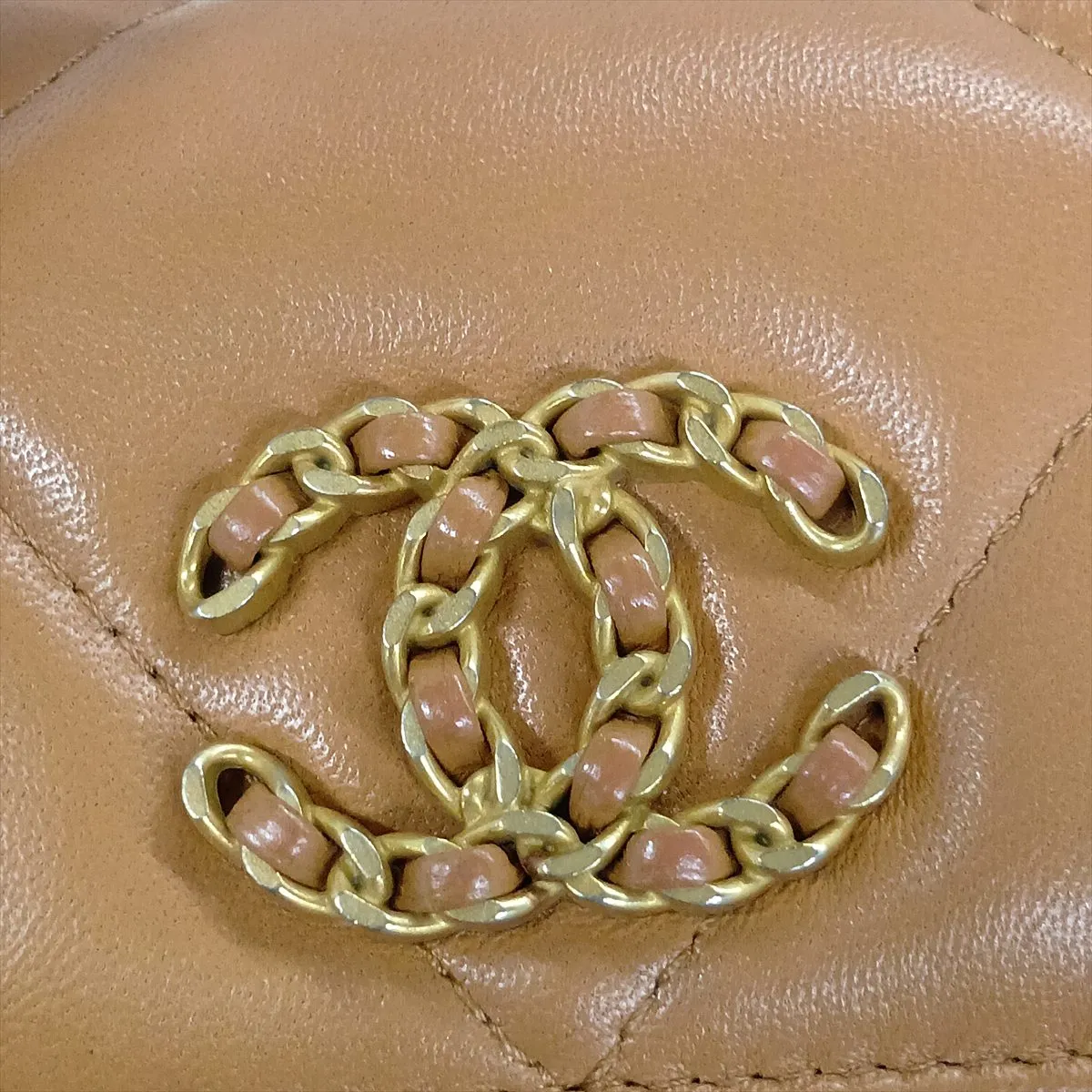19 Lambskin Chain Wallet Brown Gold Hardware N02AG1UJ Random Serial Number — view 10