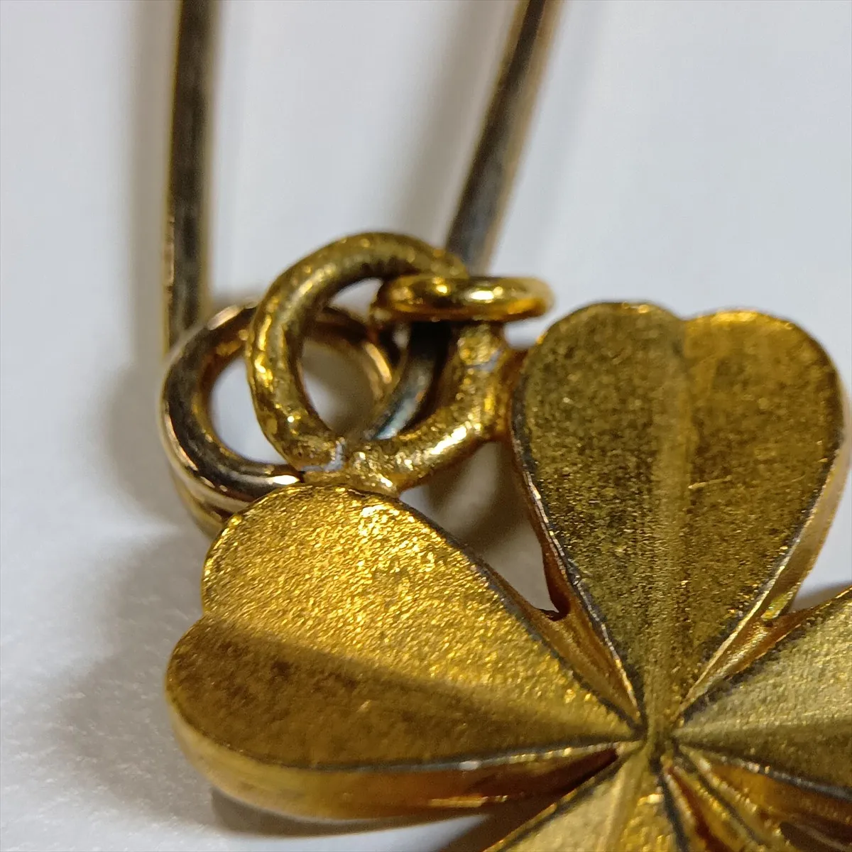 Clover Brooch, GP Gold, dents, — view 5