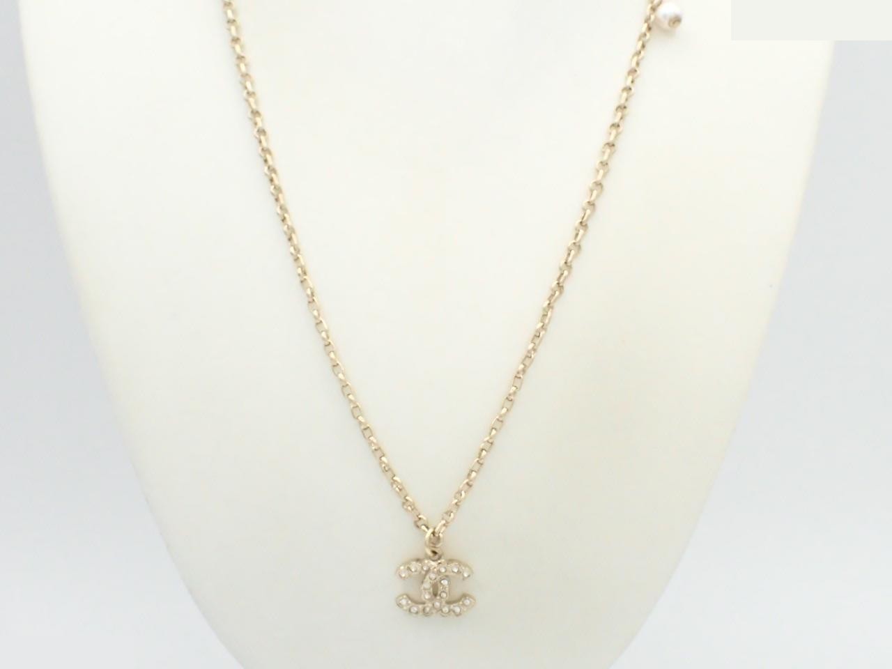 necklace, C21K, Coco Mark, rhinestones, pearls. — view 3