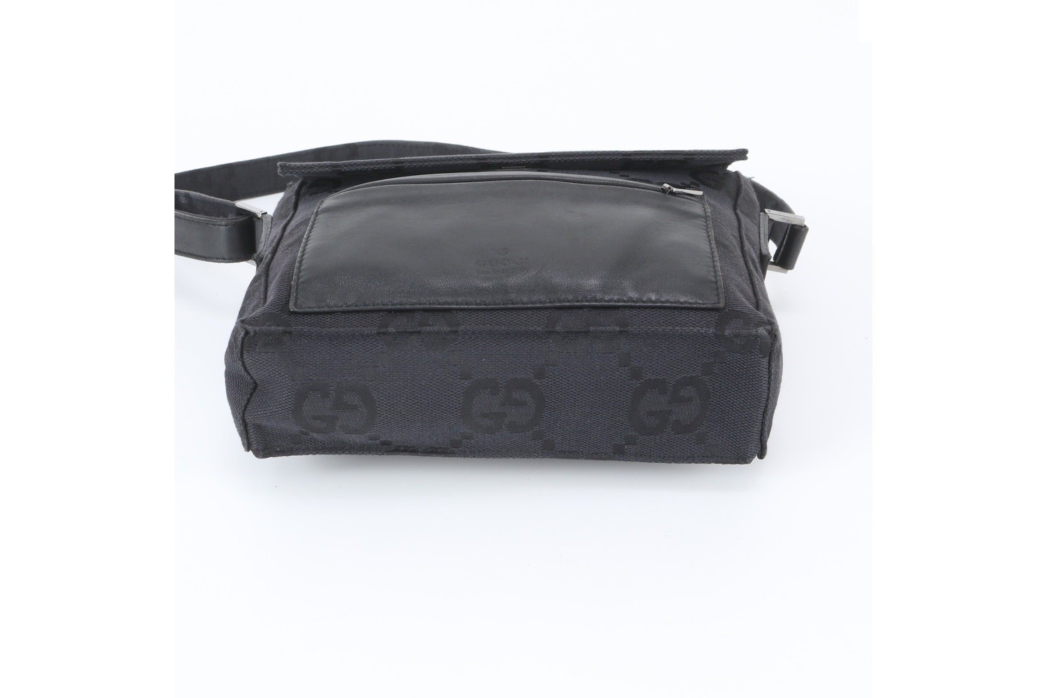 GG Canvas 001 3807 Leather Shoulder Bag — view 6