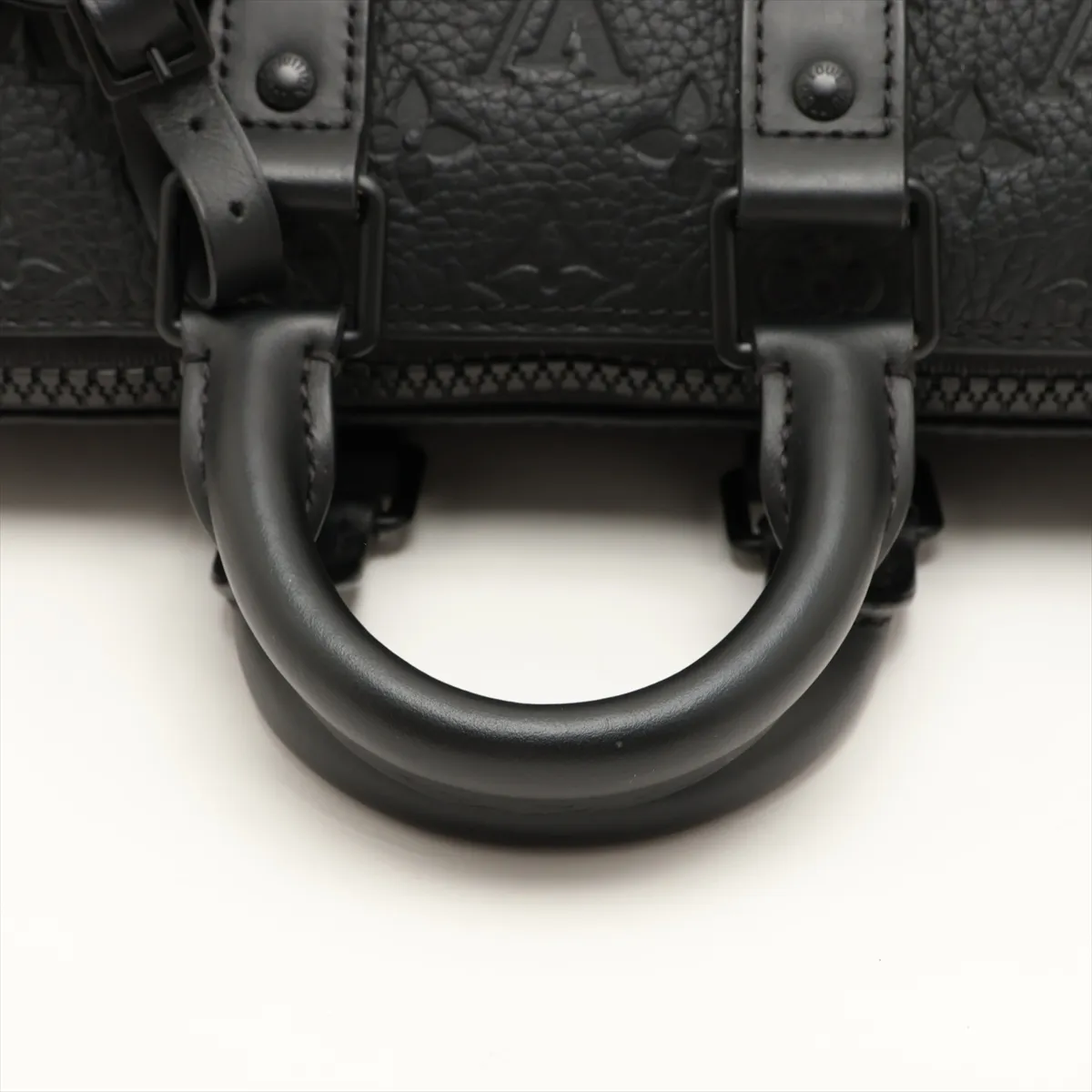 Taurillon Monogram Keepall Bandoulière 25 M20900 Black (RFID detected) — view 5