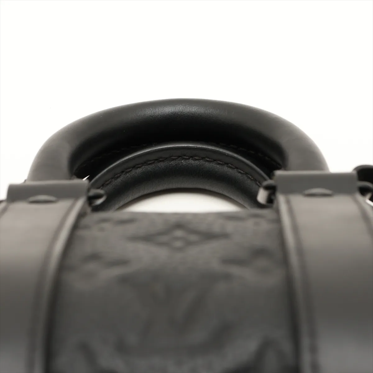 Taurillon Monogram Keepall Bandoulière 25 M20900 Black (RFID detected) — view 6